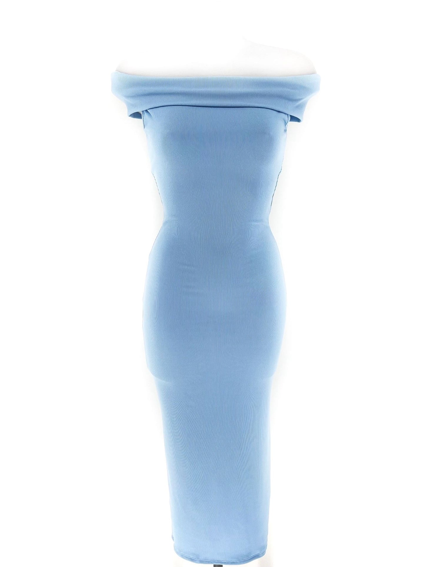 ✨ Vestido “Celeste Sereno” – Elegancia y Frescura en Cada Movimiento ✨ para invitada o graduación