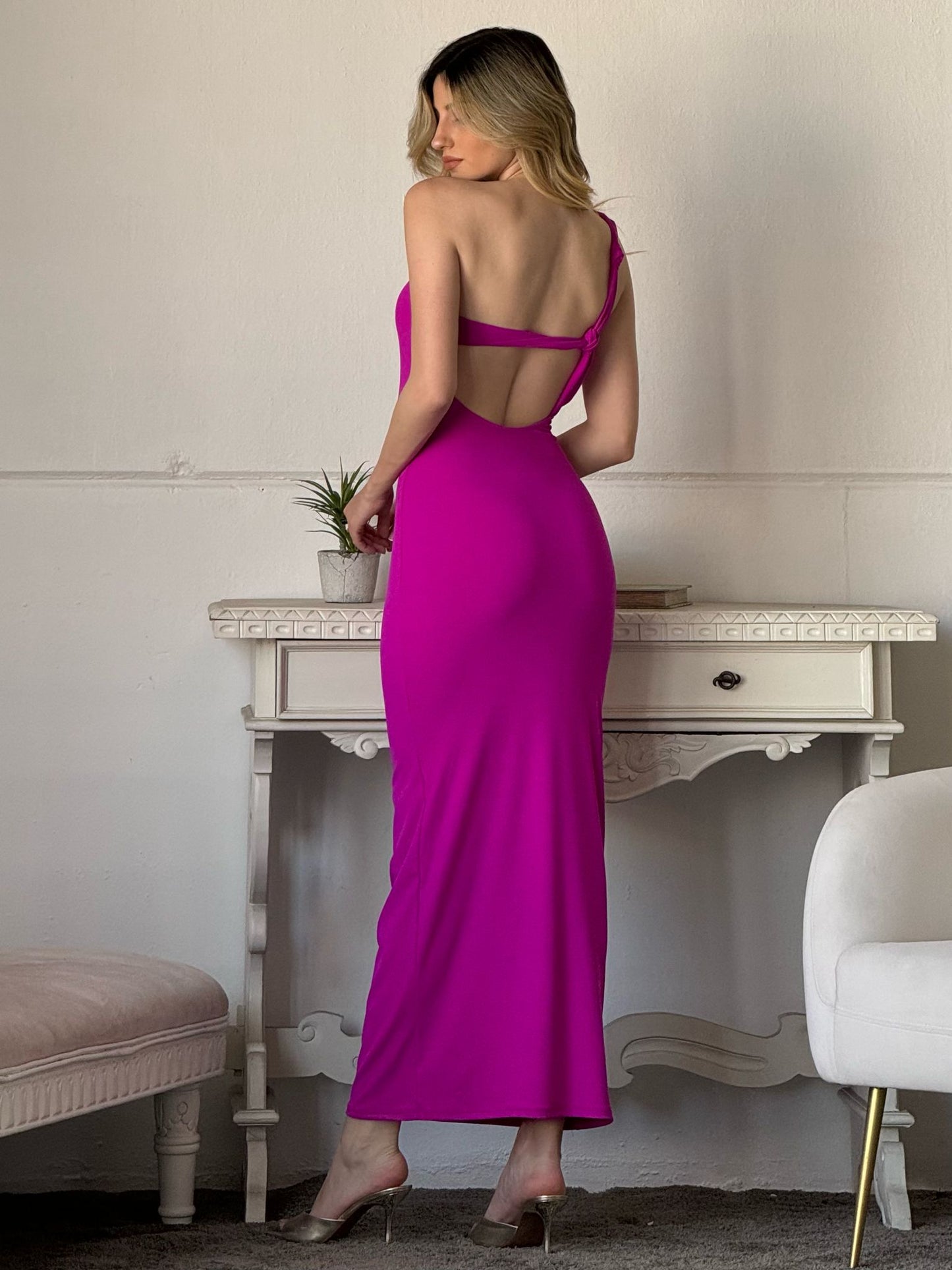Vestido “Azul Eléctrico Radiante” – Clásico, Elegante y Atemporal ✨ para invitada o graduación