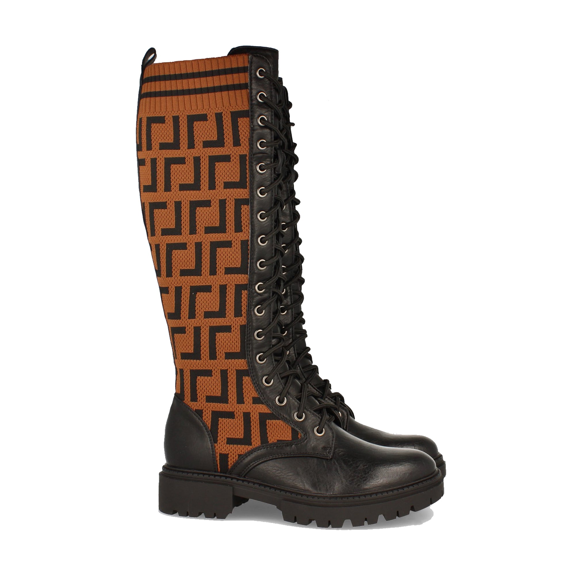 Bota Plana para Mujer con Grabados Étnicos