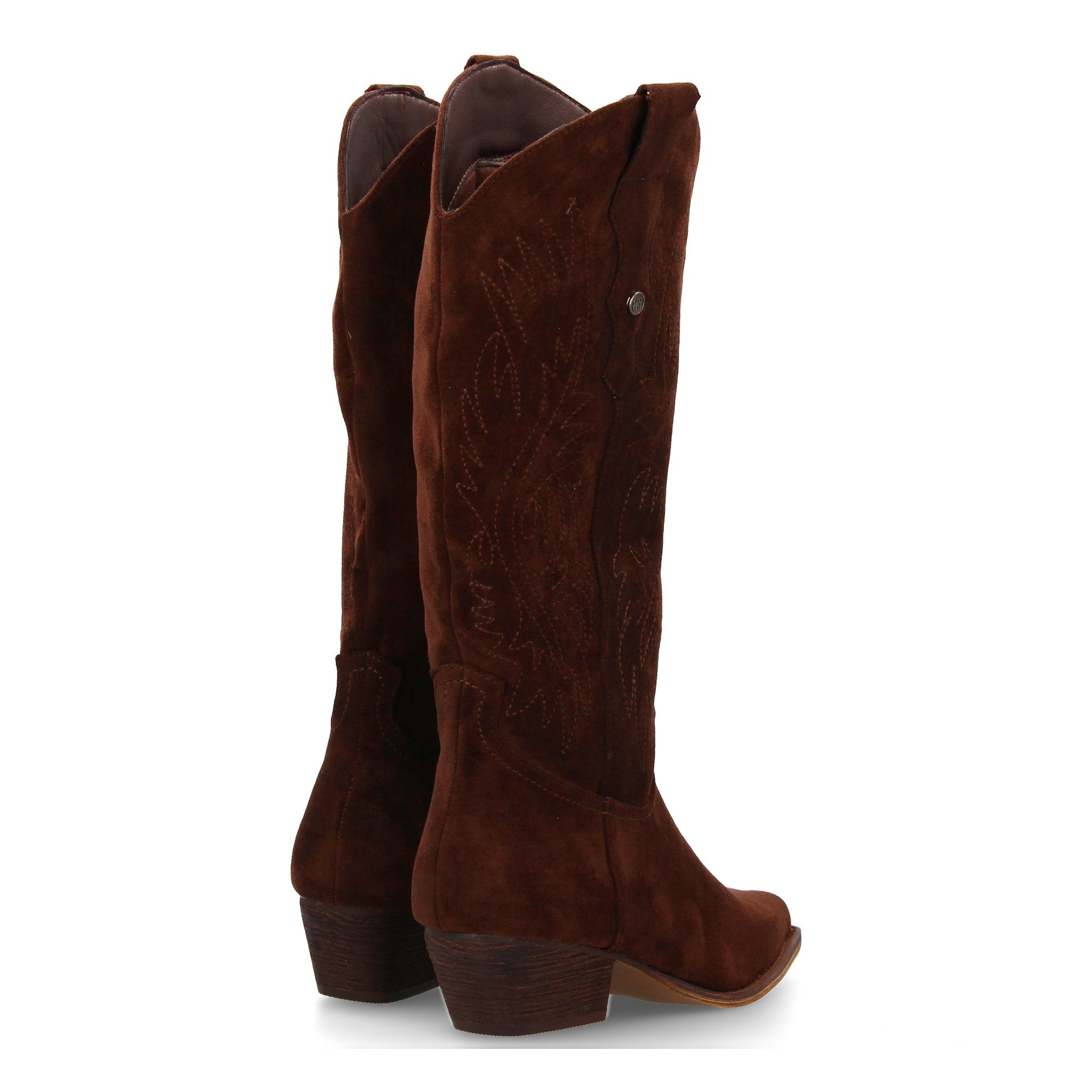 Bota campera café con tacón