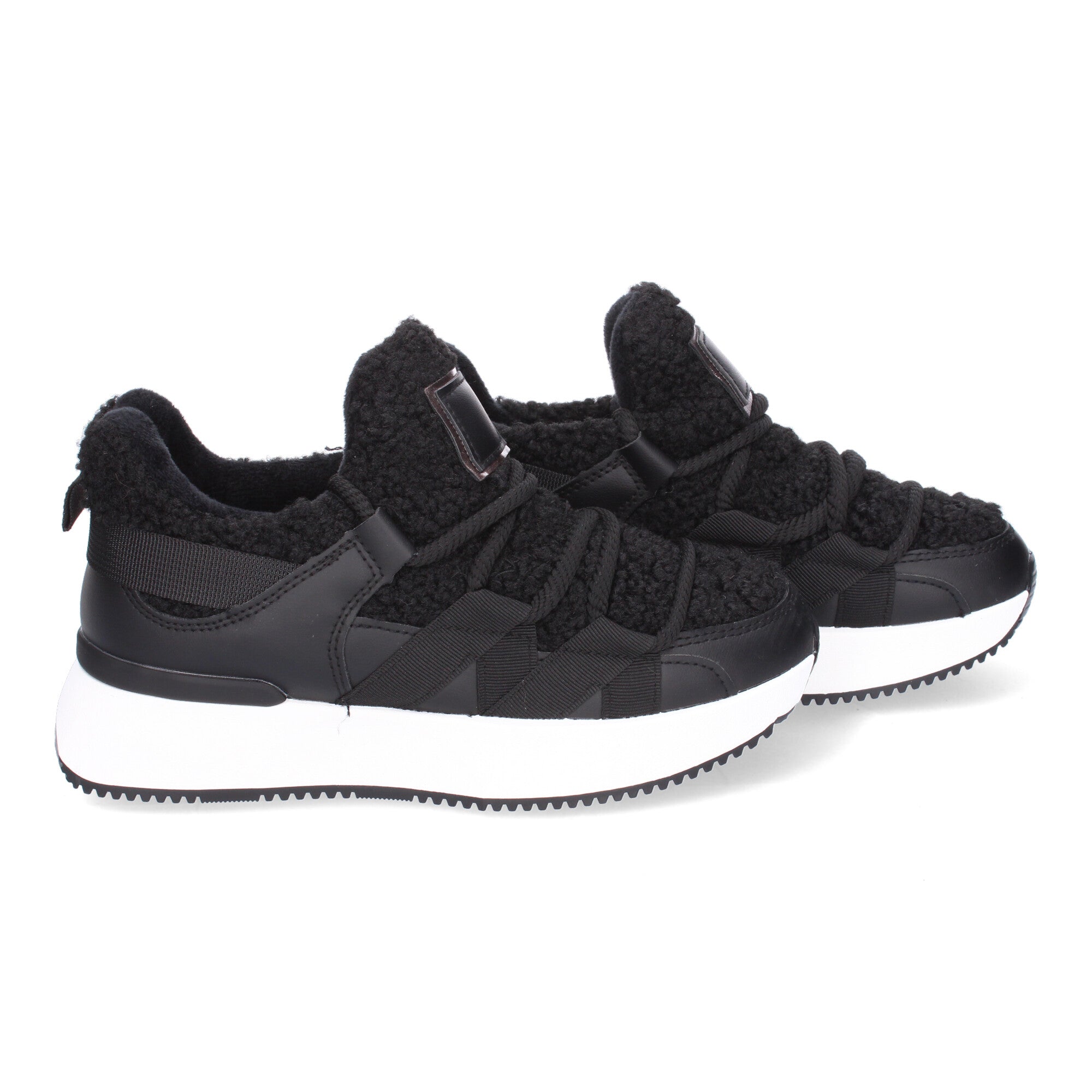 Zapatillas Deportivas Negra De Borreguillo Para Mujer