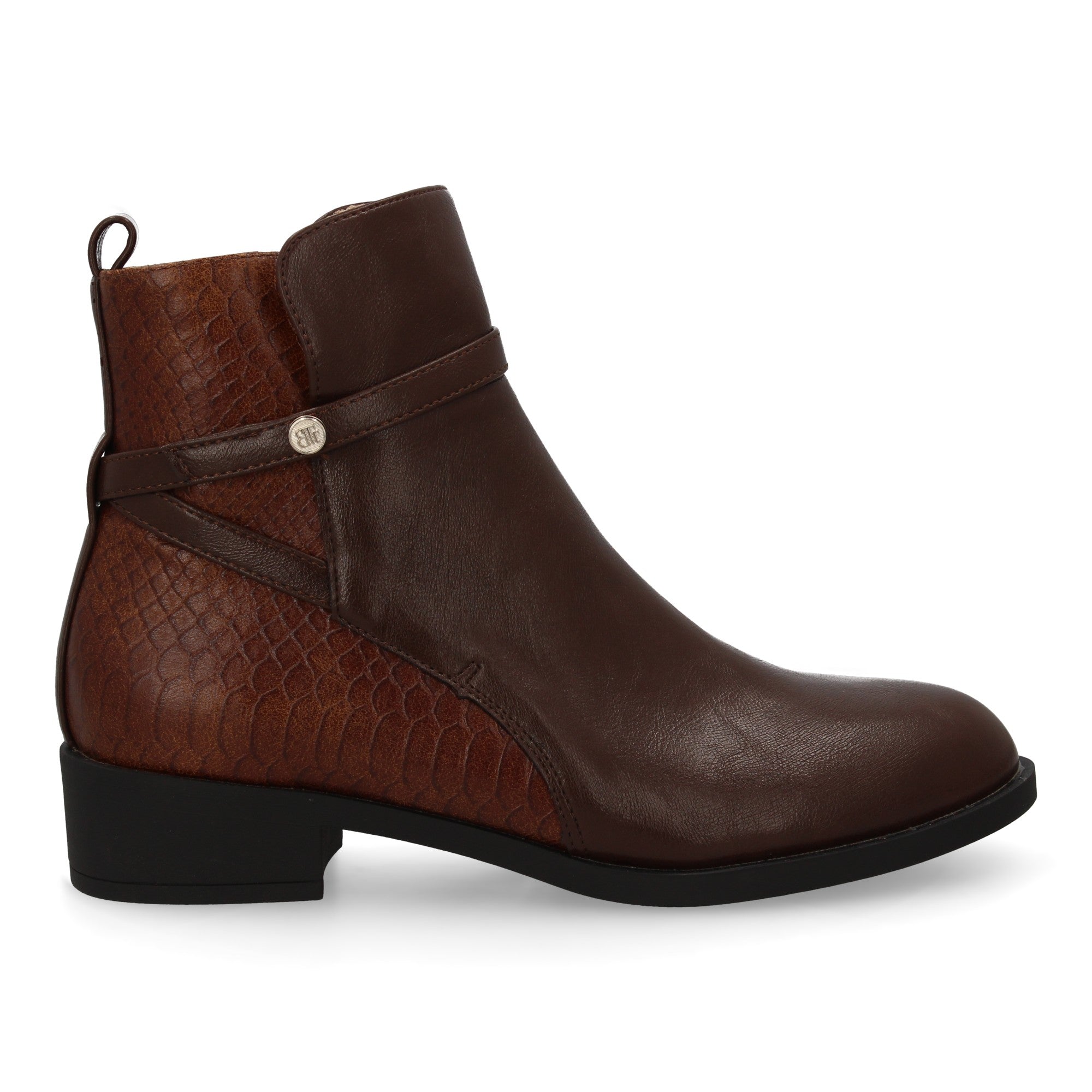 botin con tacon bajo