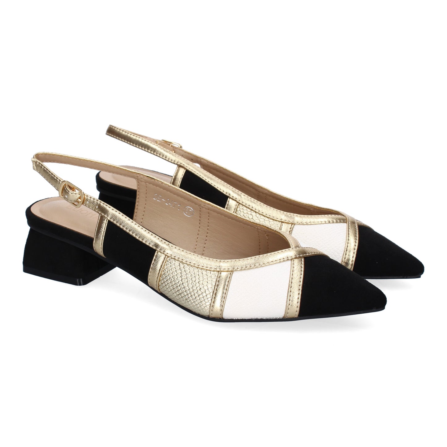 Cyrena Noir Chic – Zapato Negro Plano de Mujer Estilo Salón con Punta Fina y Cierre de Hebilla