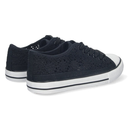 Cyrena Black Bamba – Zapatilla Negra Plana para Mujer, Cómoda con Material Bordado y Calado Transpirable y Cierre de Cordones