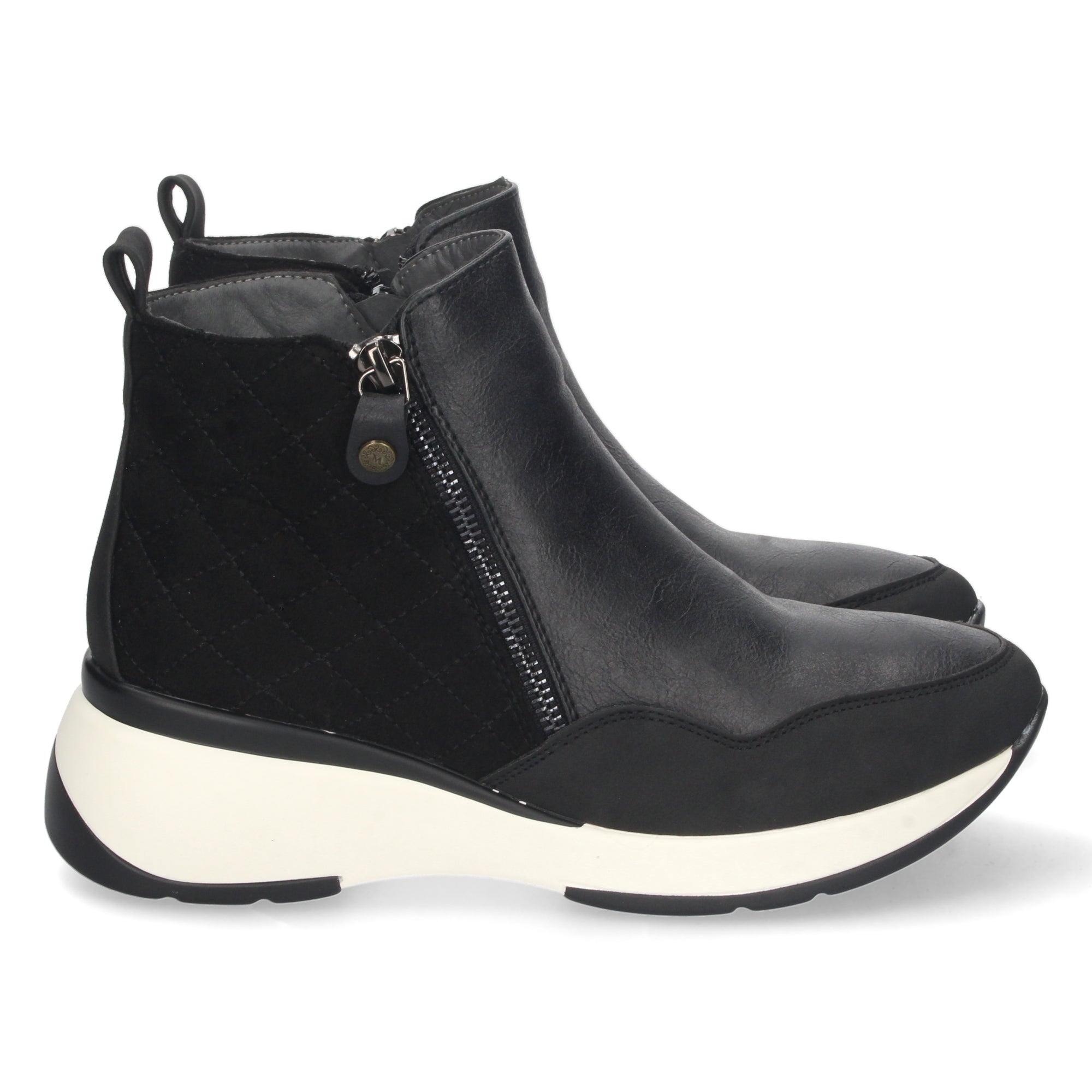 Zapatilla Abotinada Negra Comoda  Para Mujer