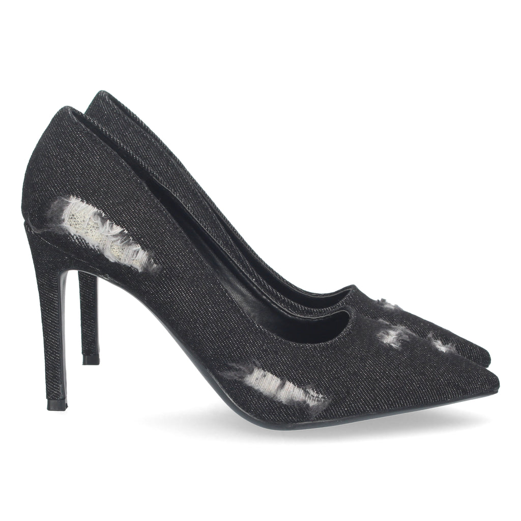 Zapato Negro De Salon  de Tacon y Punta Fina  para Mujer