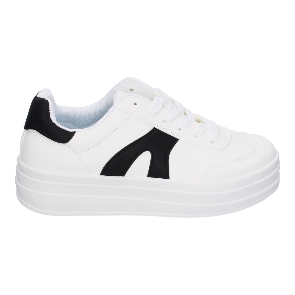 Zapatillas Deportivas Planas Blancas y Negras de Mujer