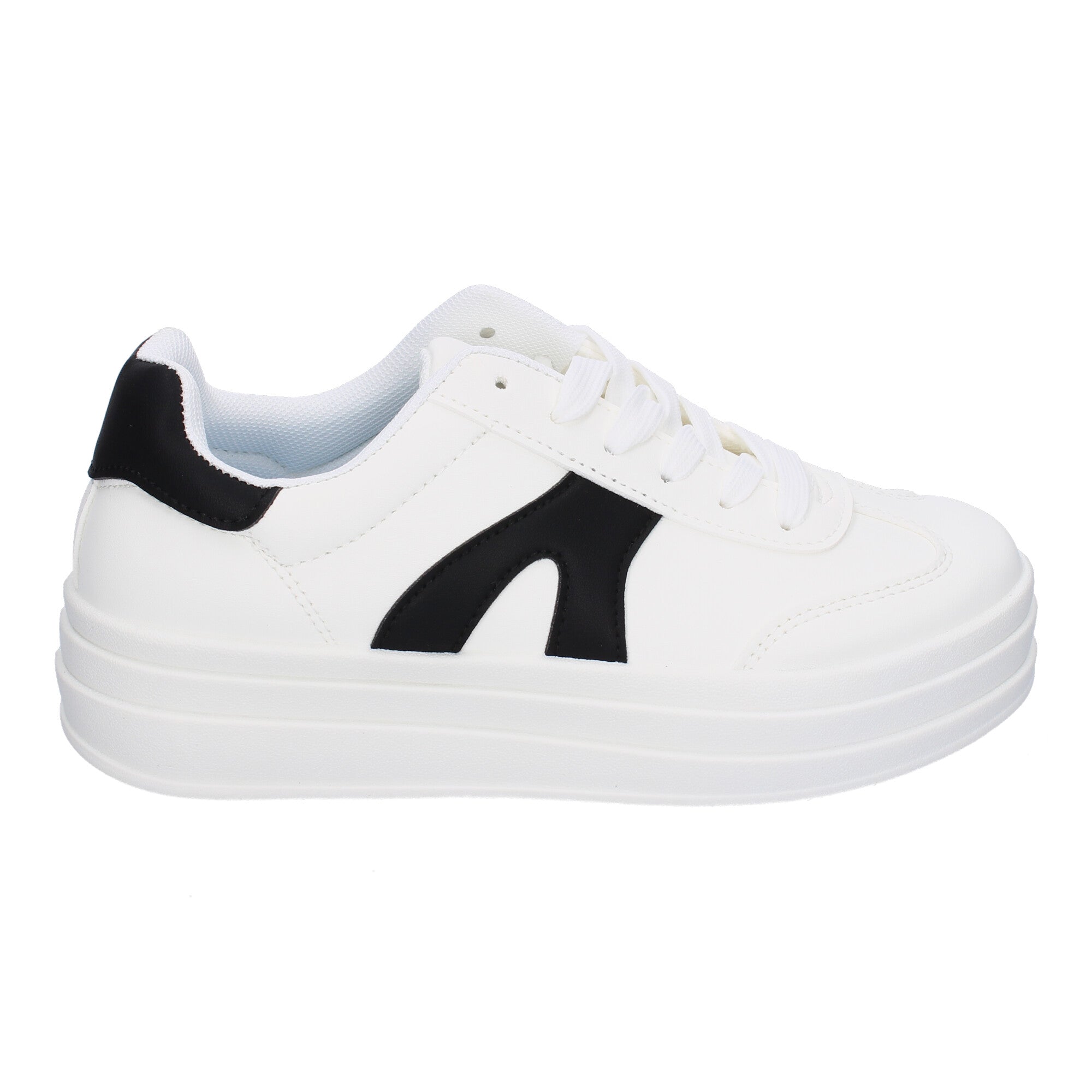 Zapatillas Deportivas Planas Blancas y Negras de Mujer