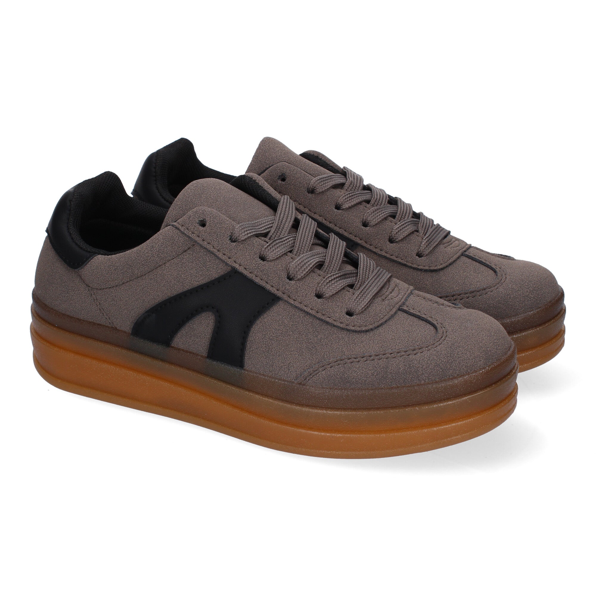 Zapatillas Deportivas Planas Grises y Negras de Mujer