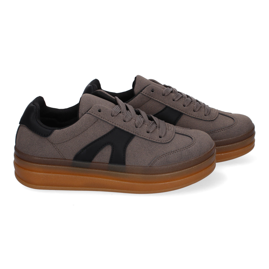 Zapatillas Deportivas Planas Grises y Negras de Mujer