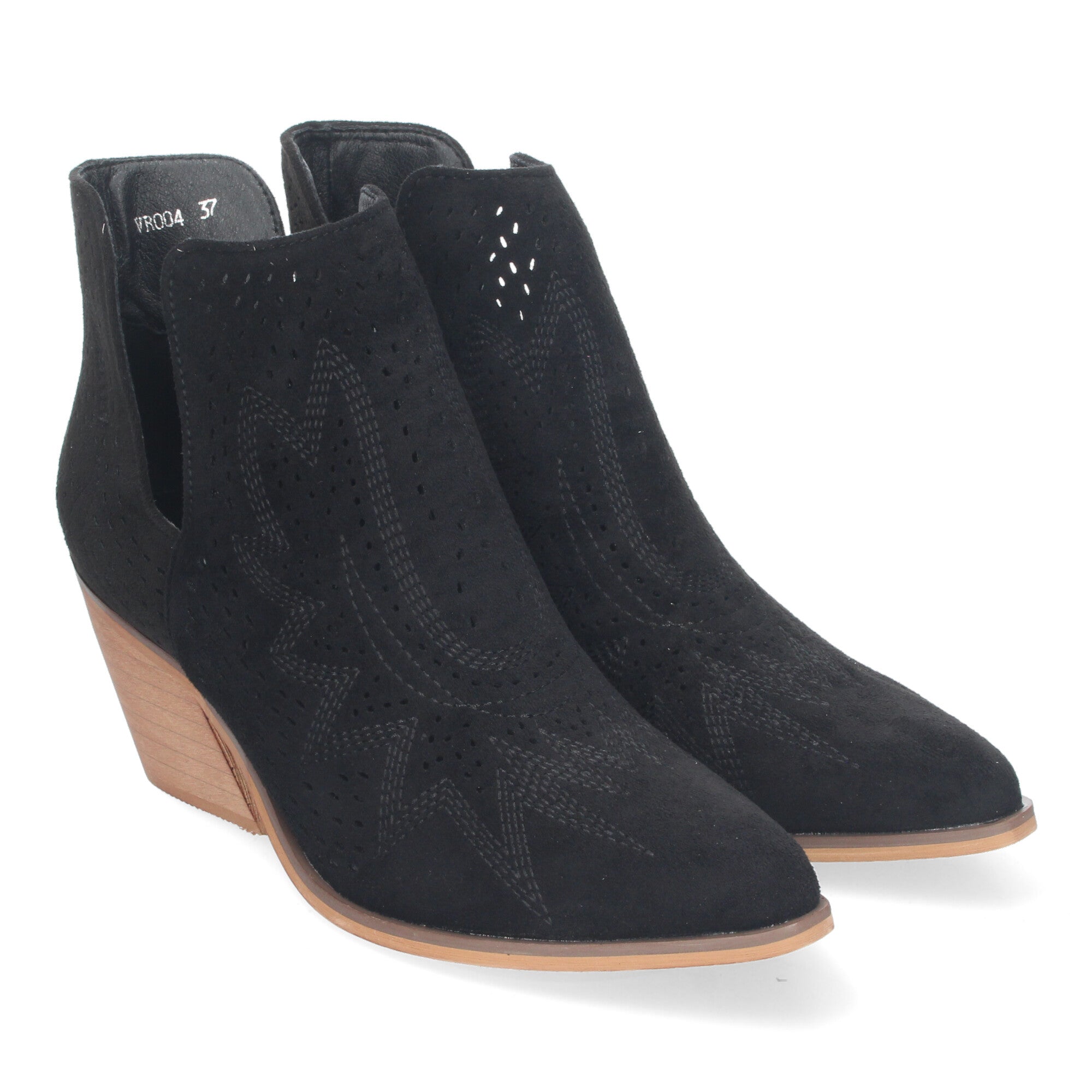 Botin negro perforado