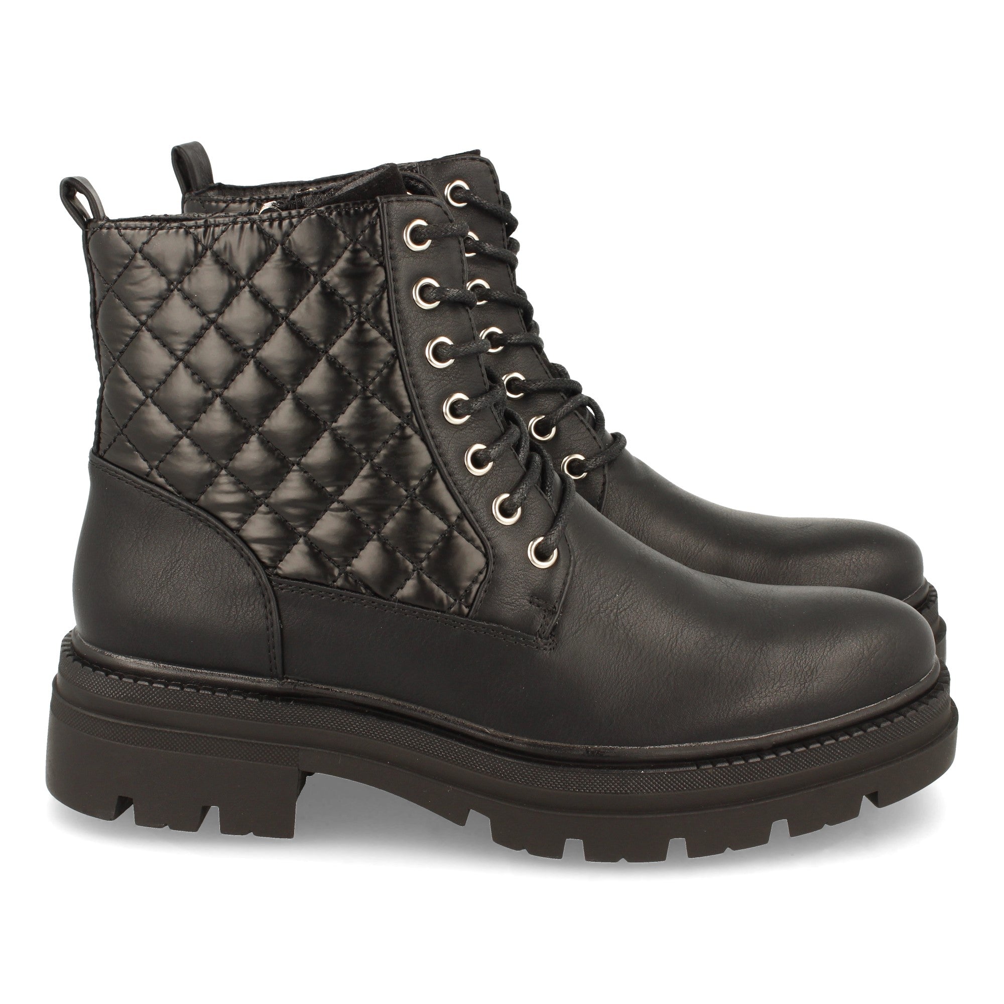 Botin negro con acolchado