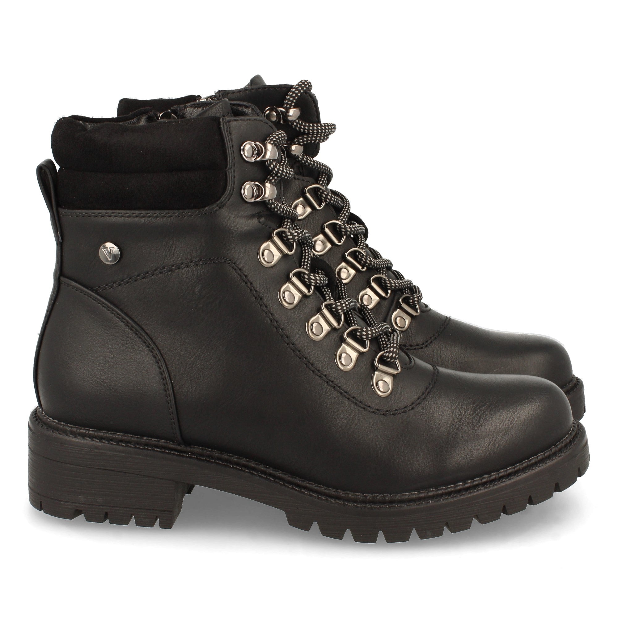Botin negro con acolchado