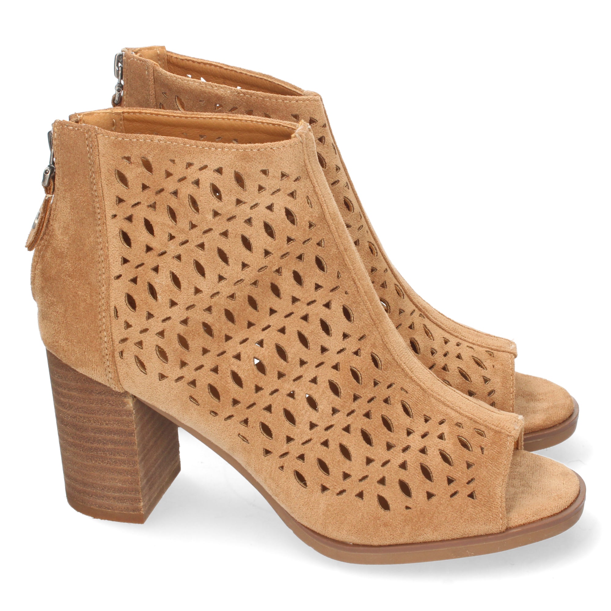 Botin kaki con diseño calado