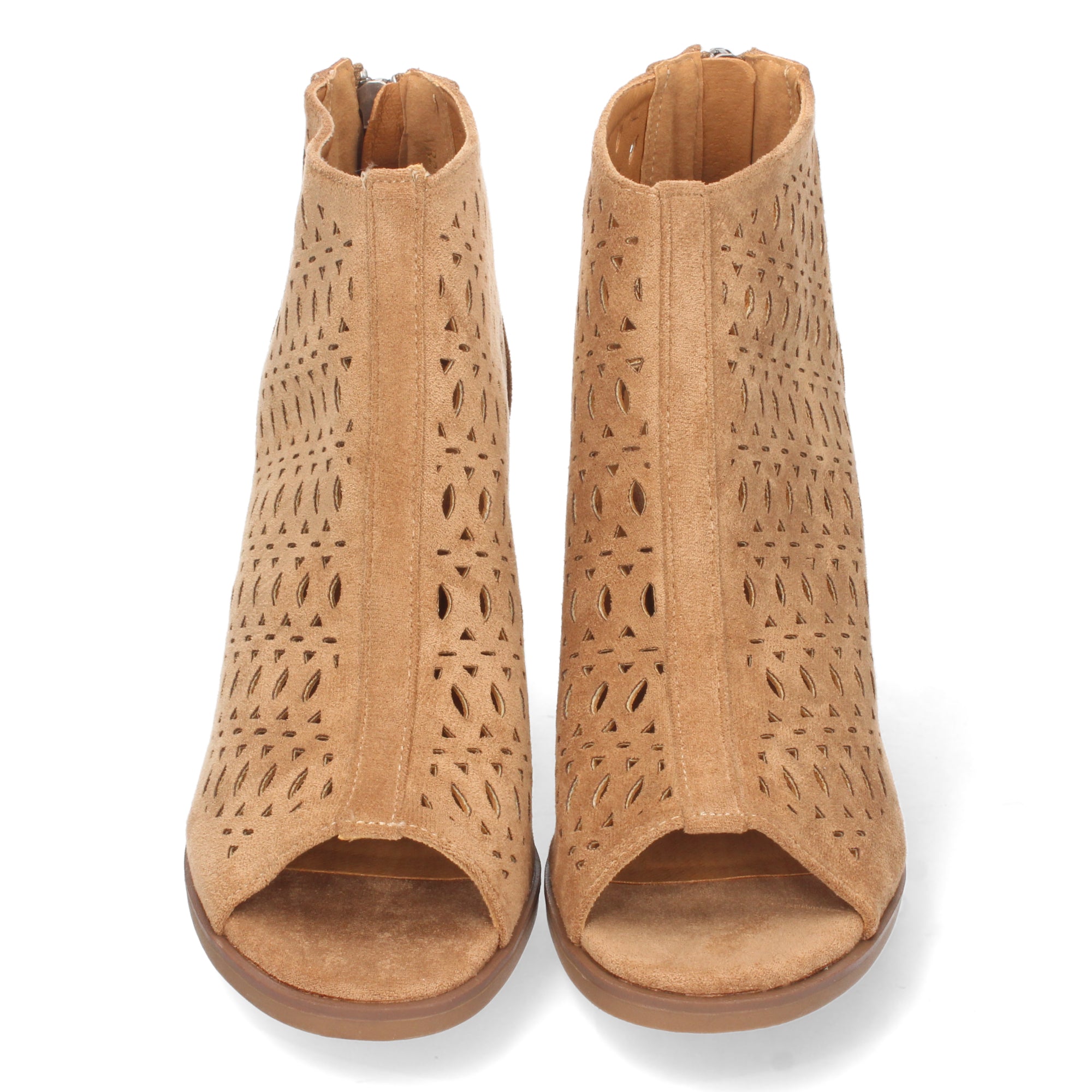Botin kaki con diseño calado