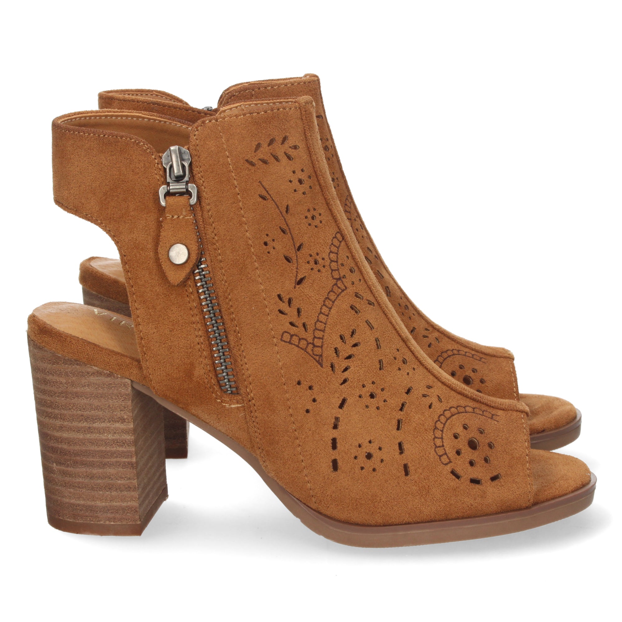 Sandalia Camel de Tacon  Para Mujer Con Calados y Grabados