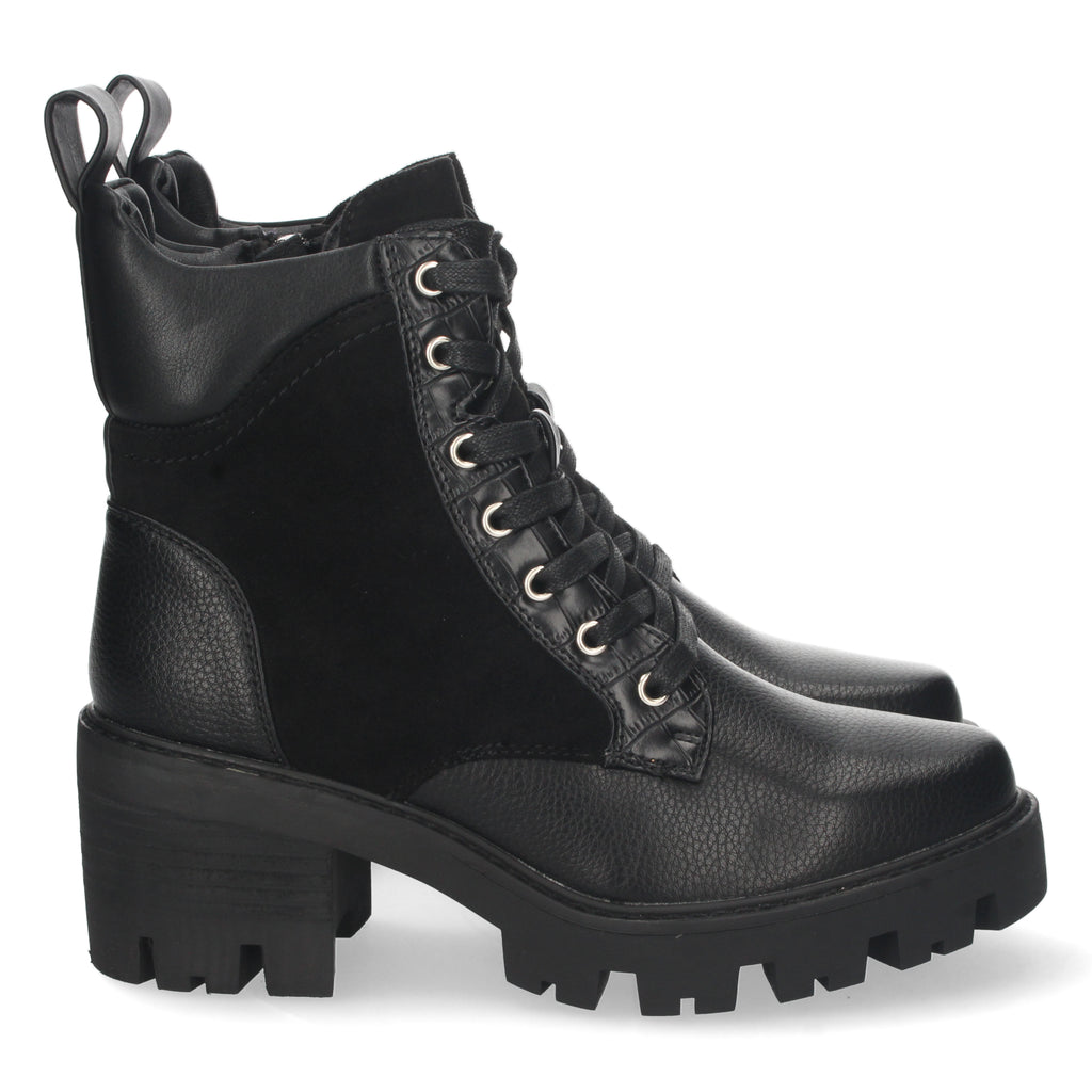 Botin negro acordonado