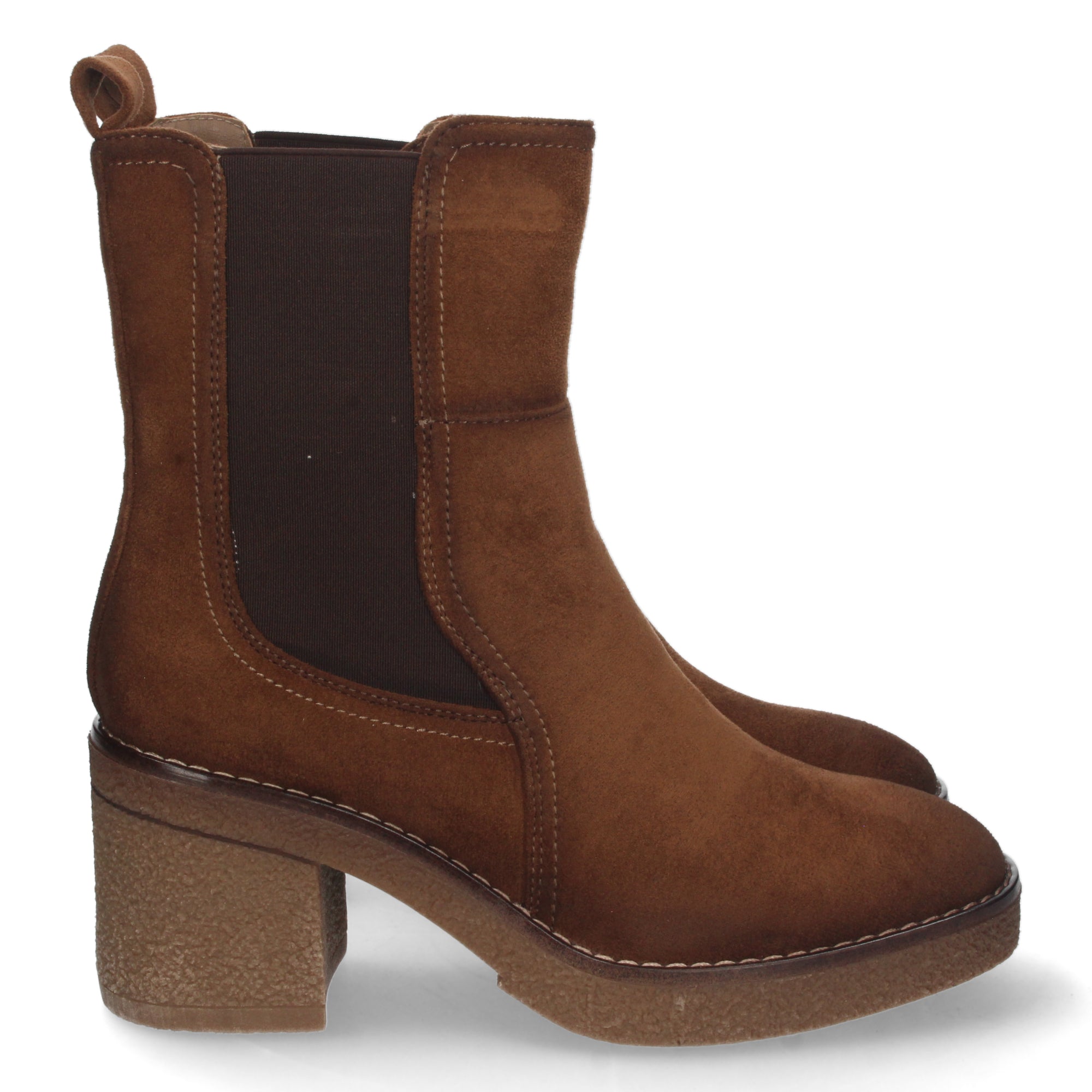 Botin cuero con diseño elástico