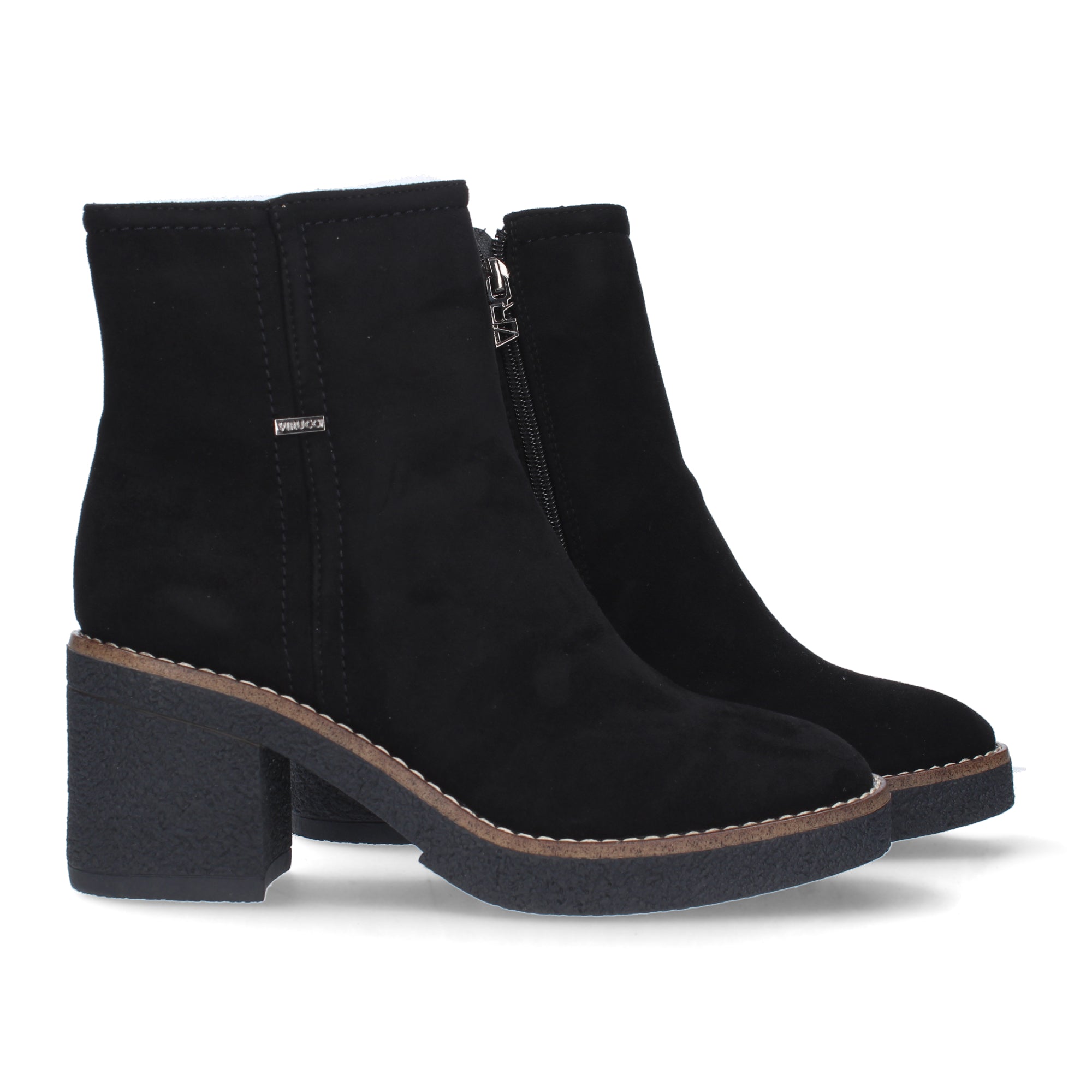 Botin negro con cierre cremallera
