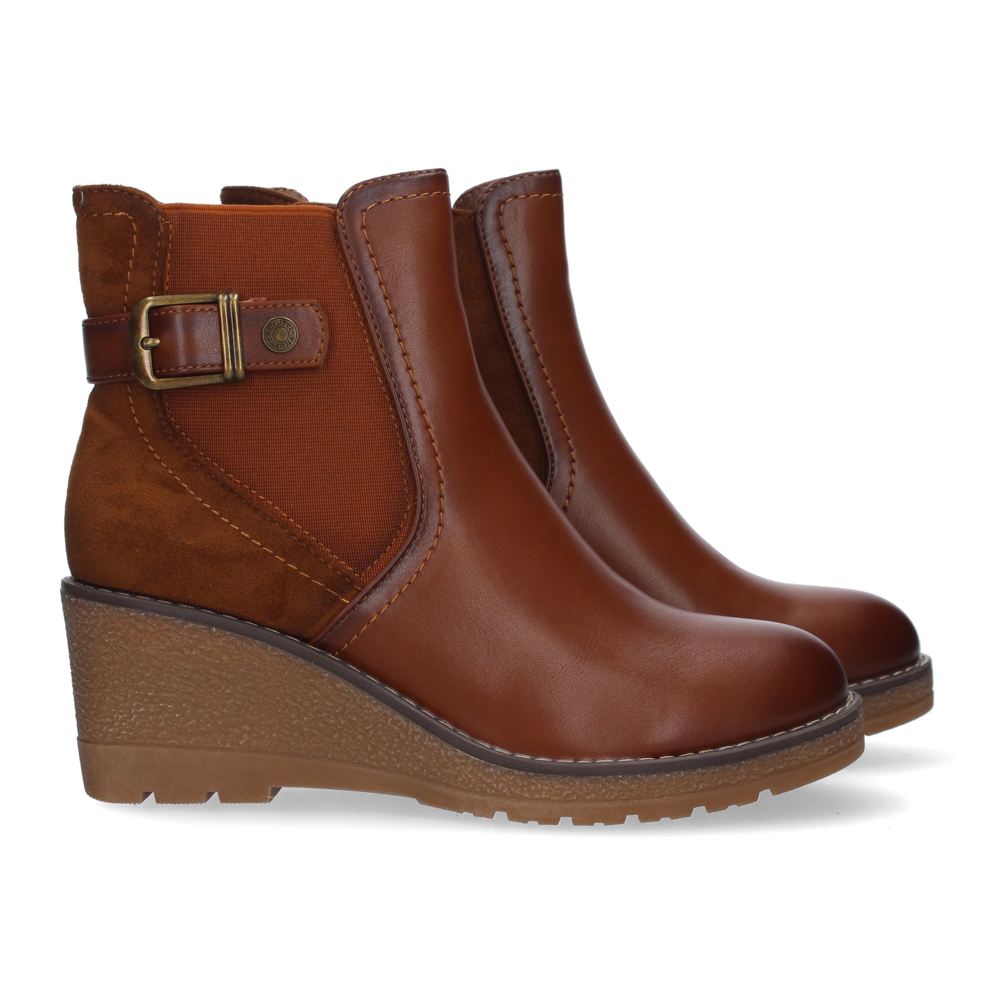 Botin cuero con detalle hebilla
