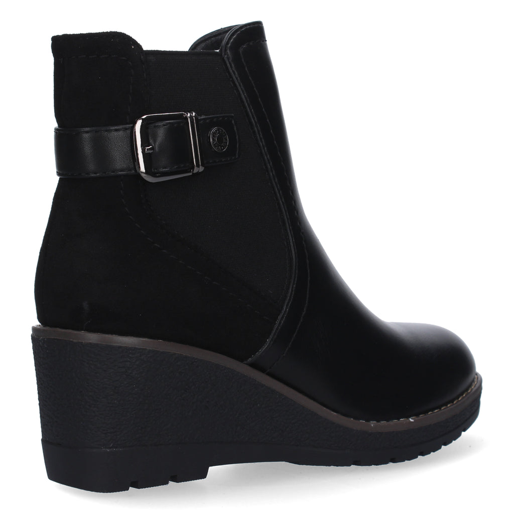 Botin negro con detalle hebilla