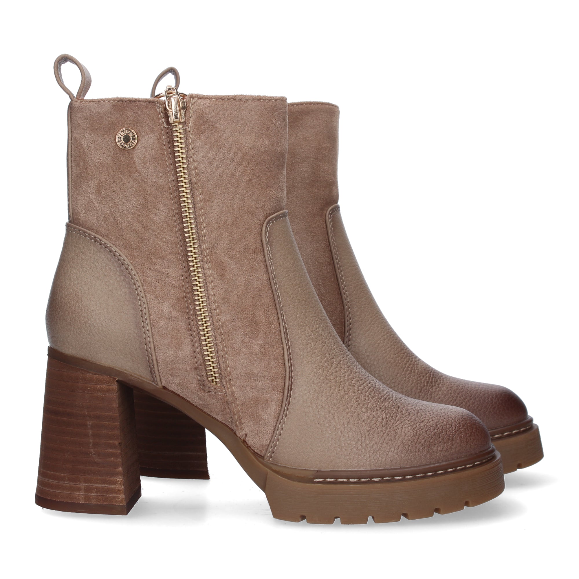 Botin beige con cierre cremallera