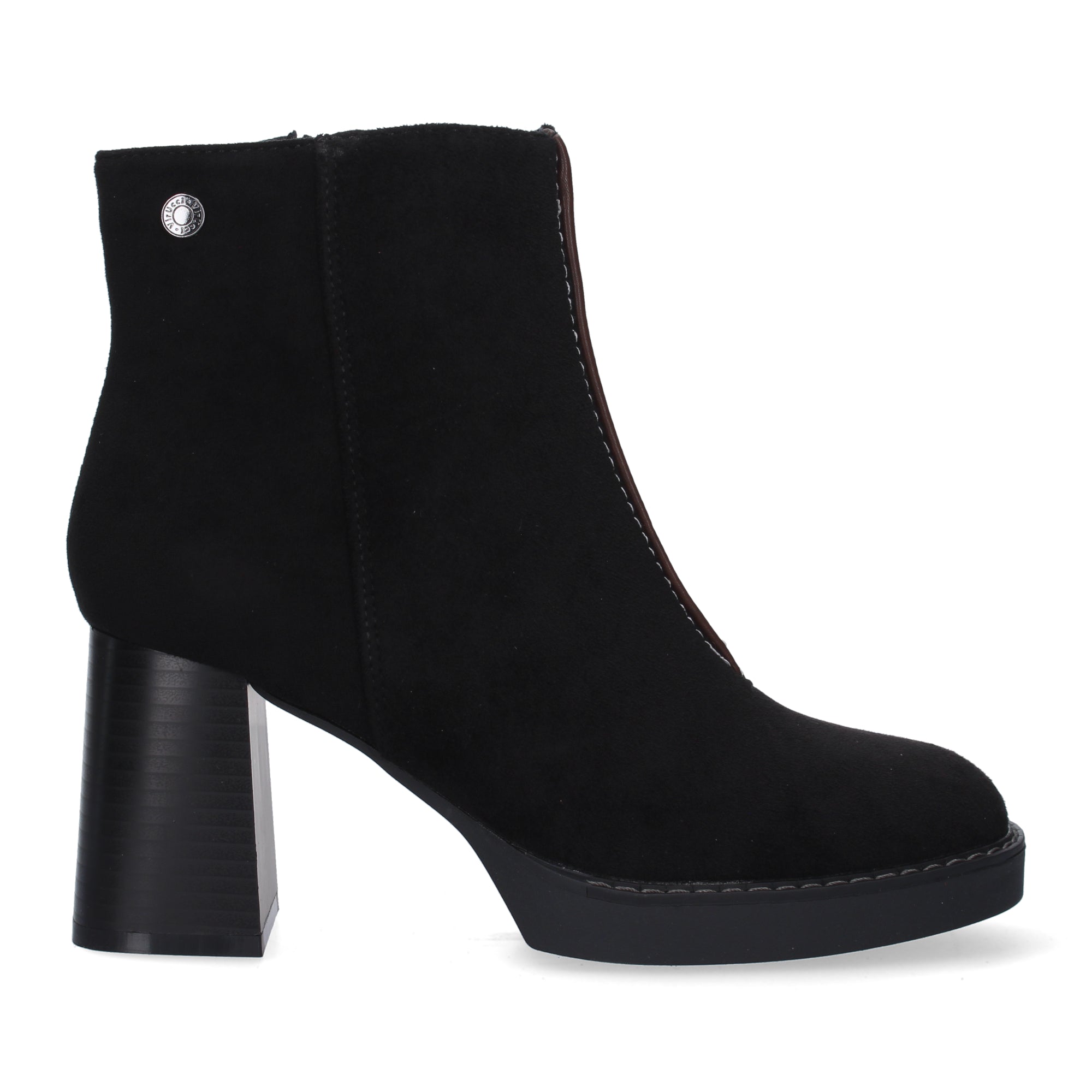 Botines negros con tacón ancho