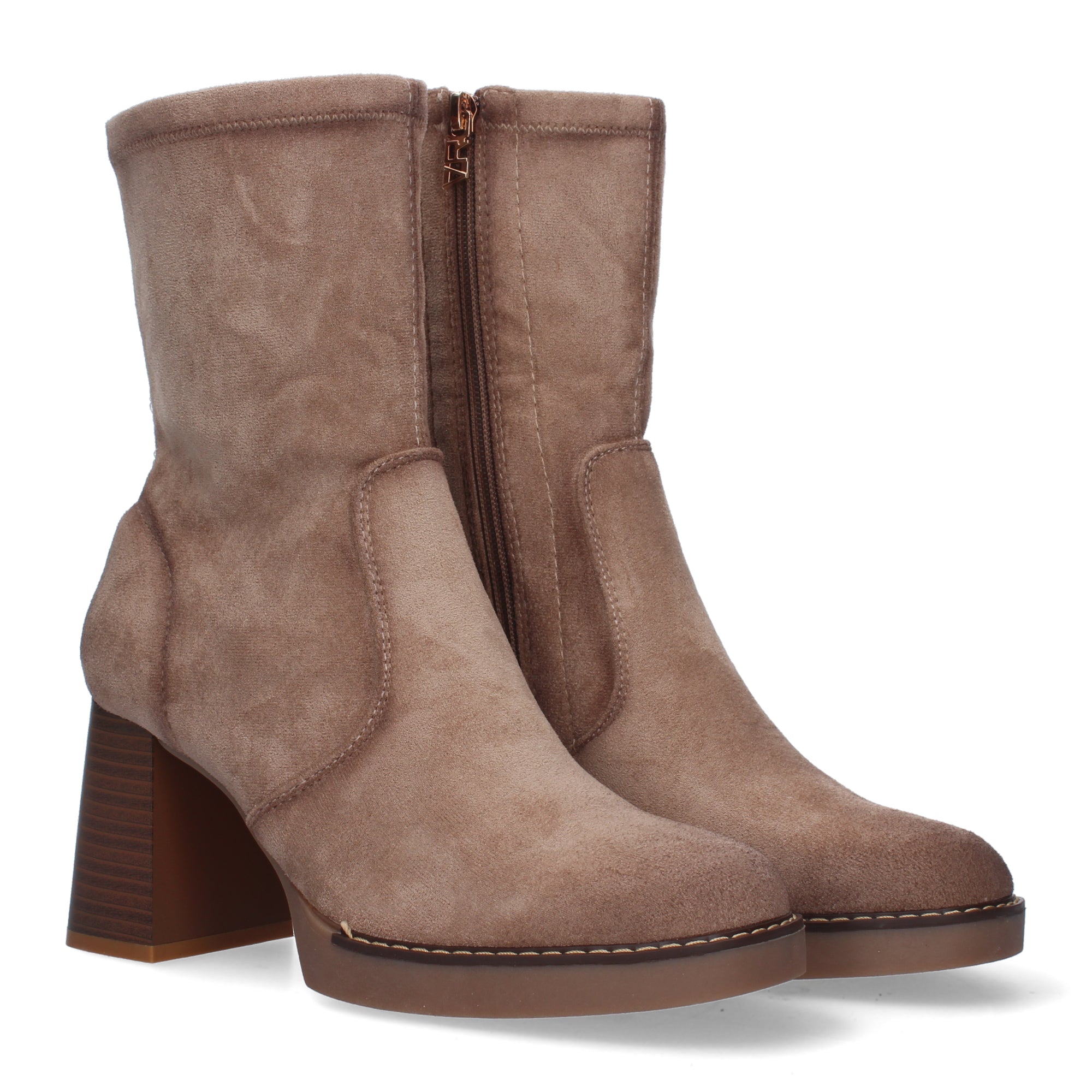 Botines beige con cierre cremallera