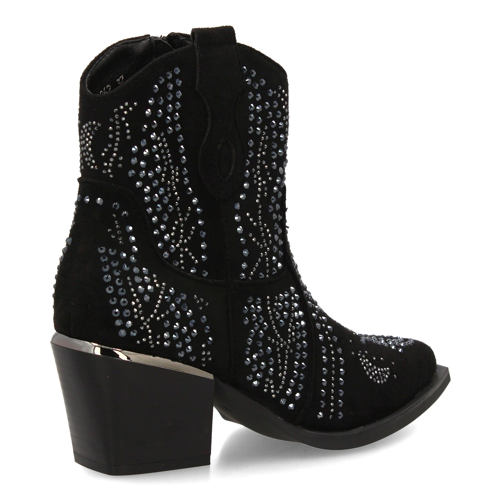 Botin negro con detalles brillantes