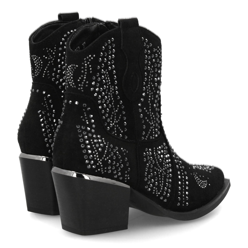 Botin negro con detalles brillantes