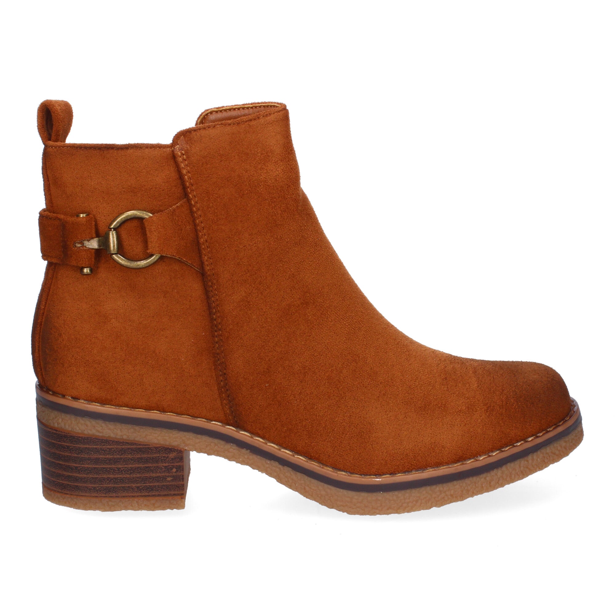 Botines cuero con adorno metálico