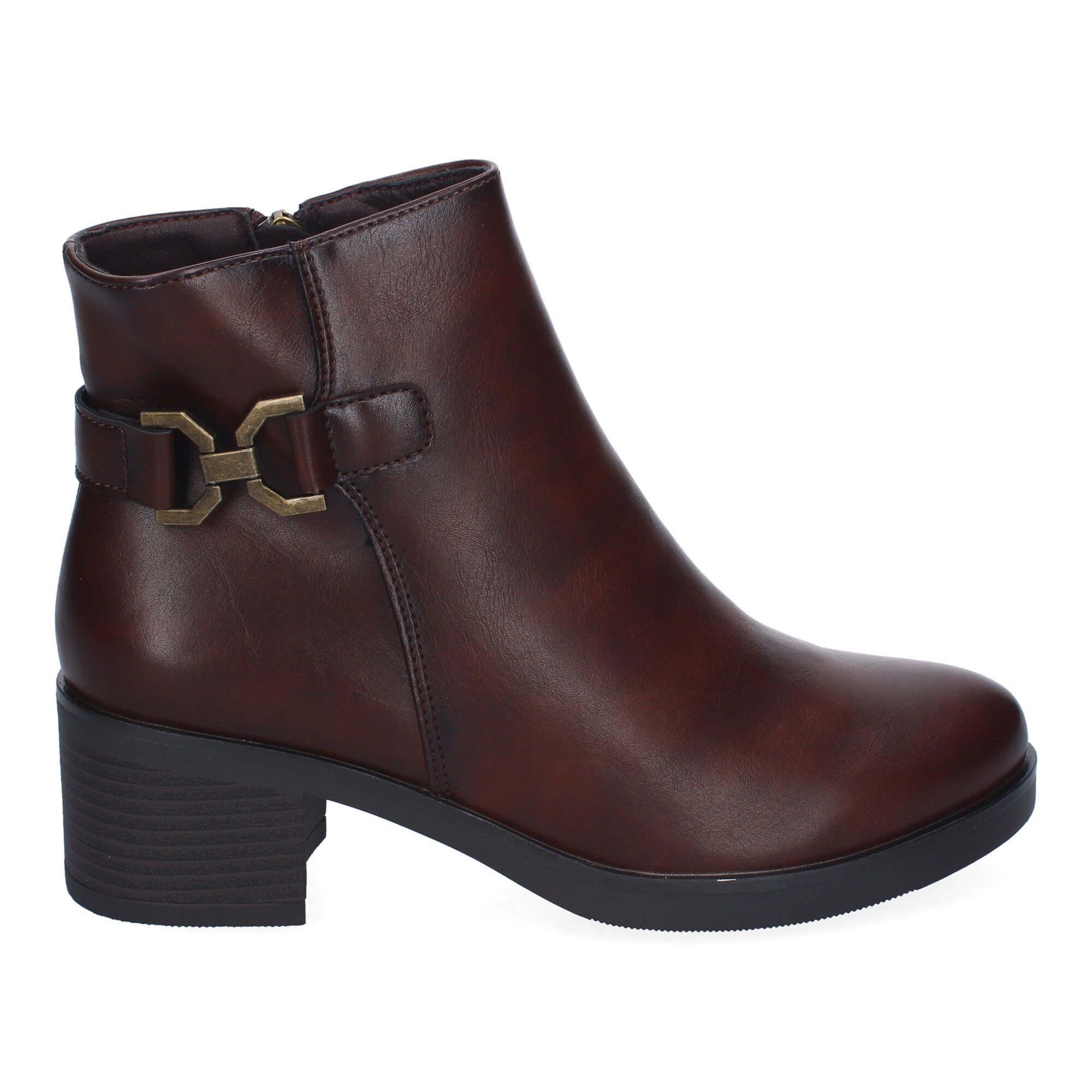 Botines marrones con adorno metálico