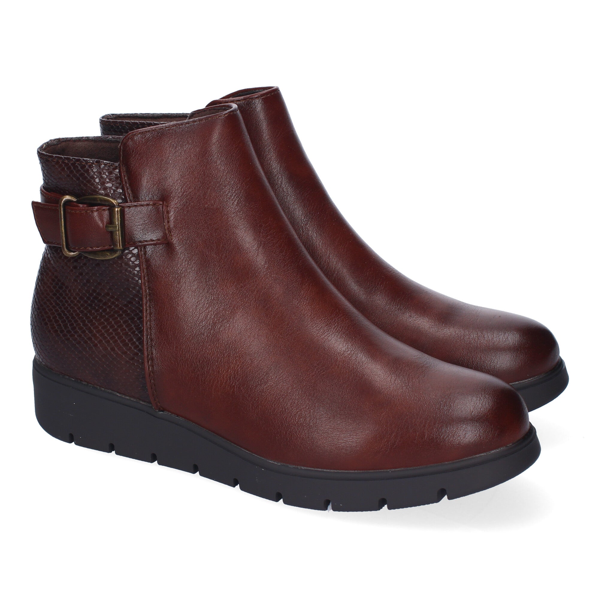 Botines marrones con diseño moderno