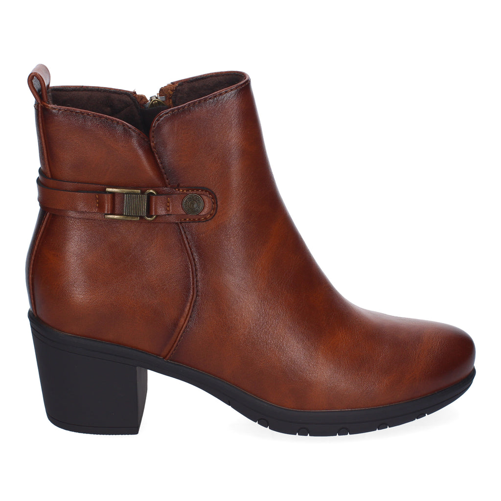 Botines cuero adorno metálico