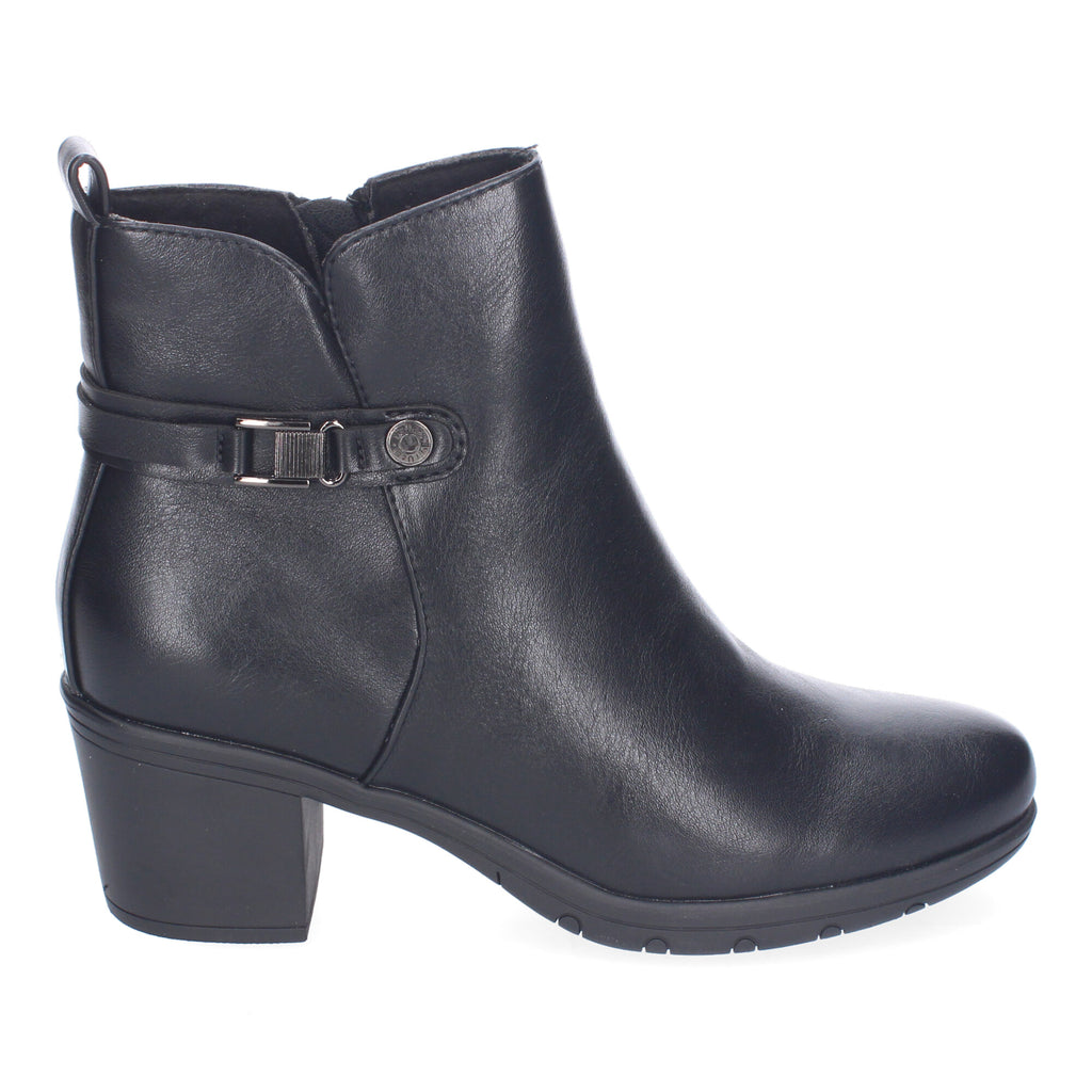 Botines negros con adorno metálico