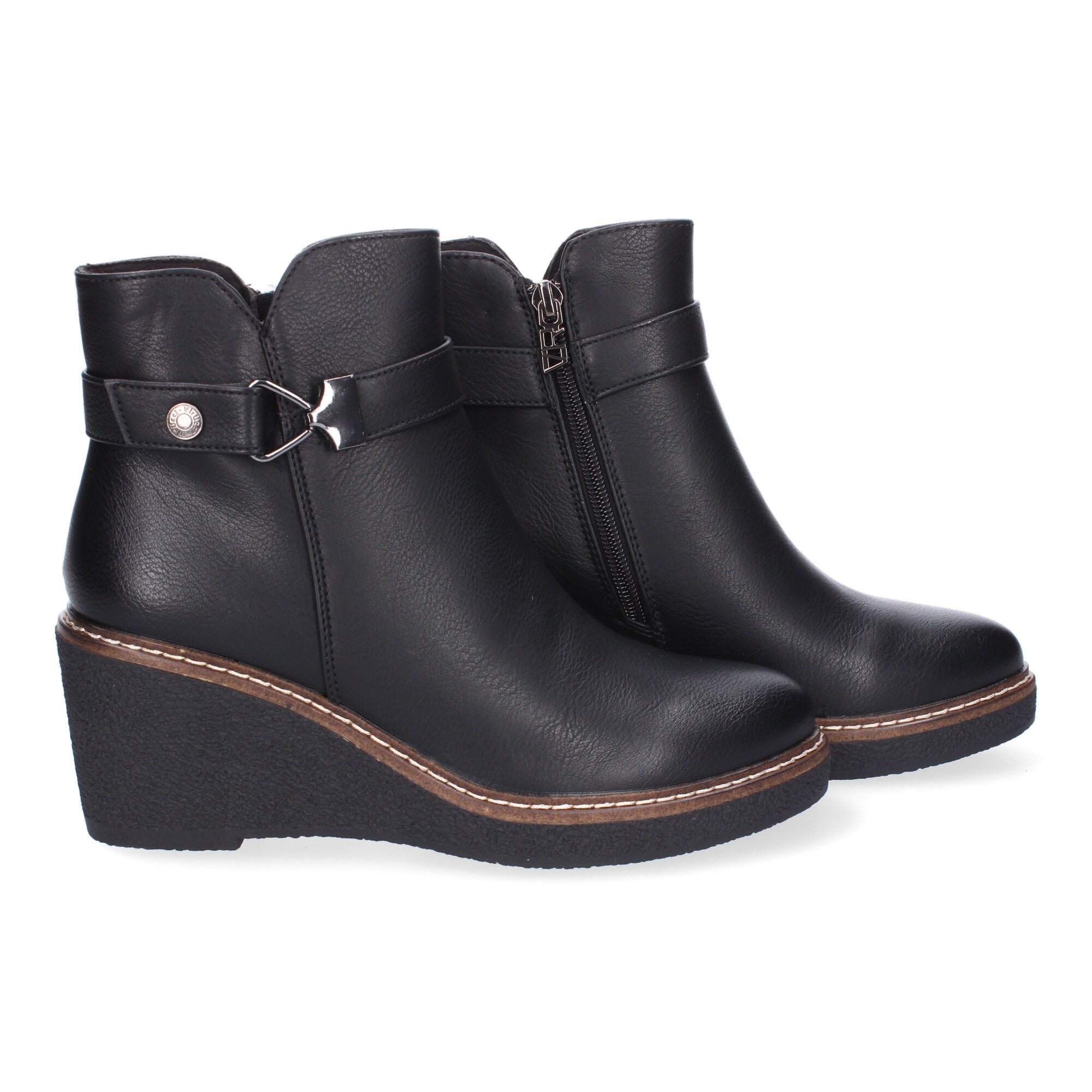 Botines negros con cuña