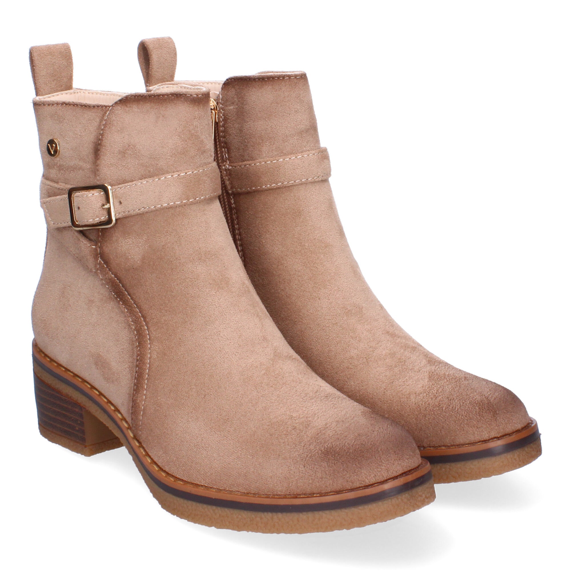 Botines beige con detalle hebilla