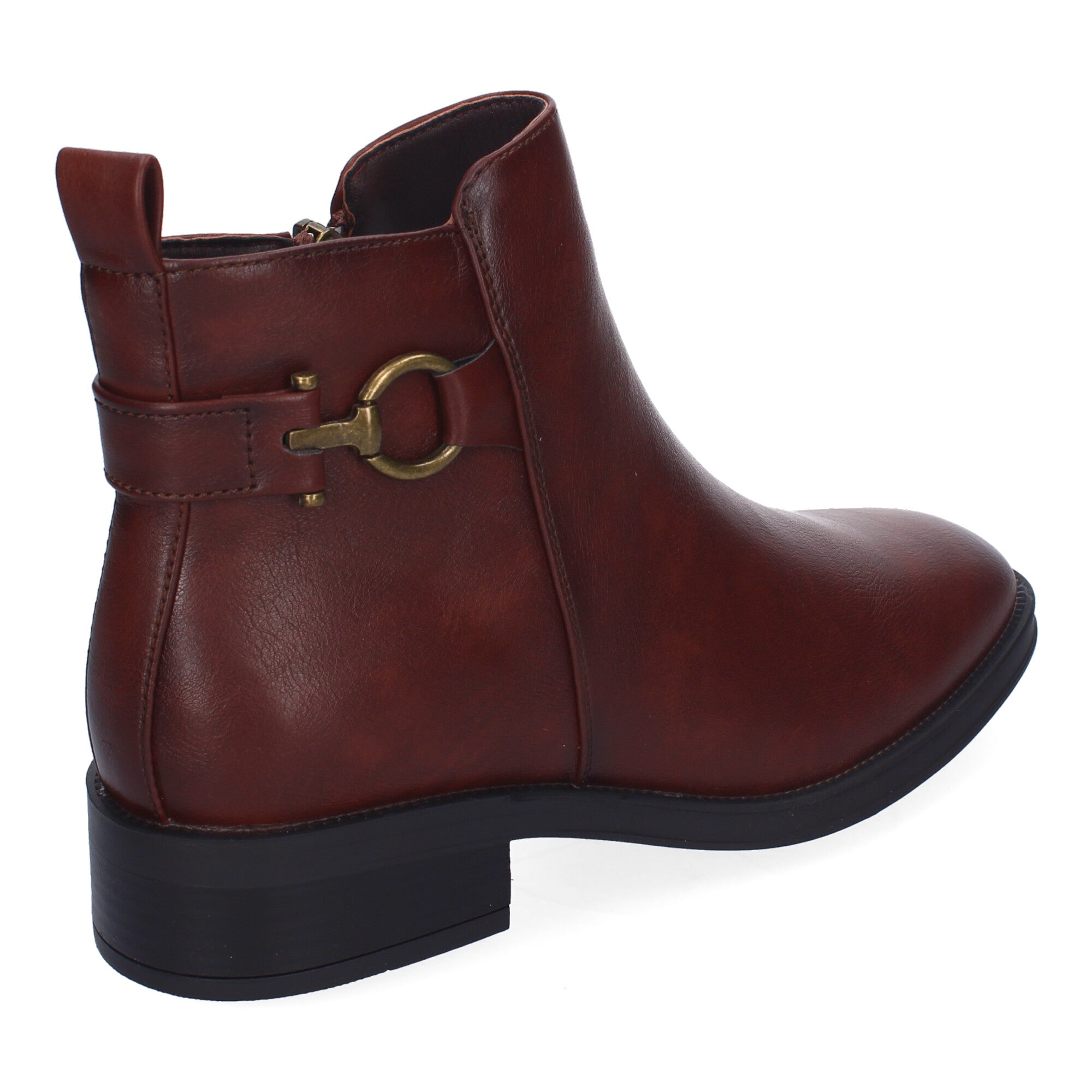 Botines marrones con adorno metálico