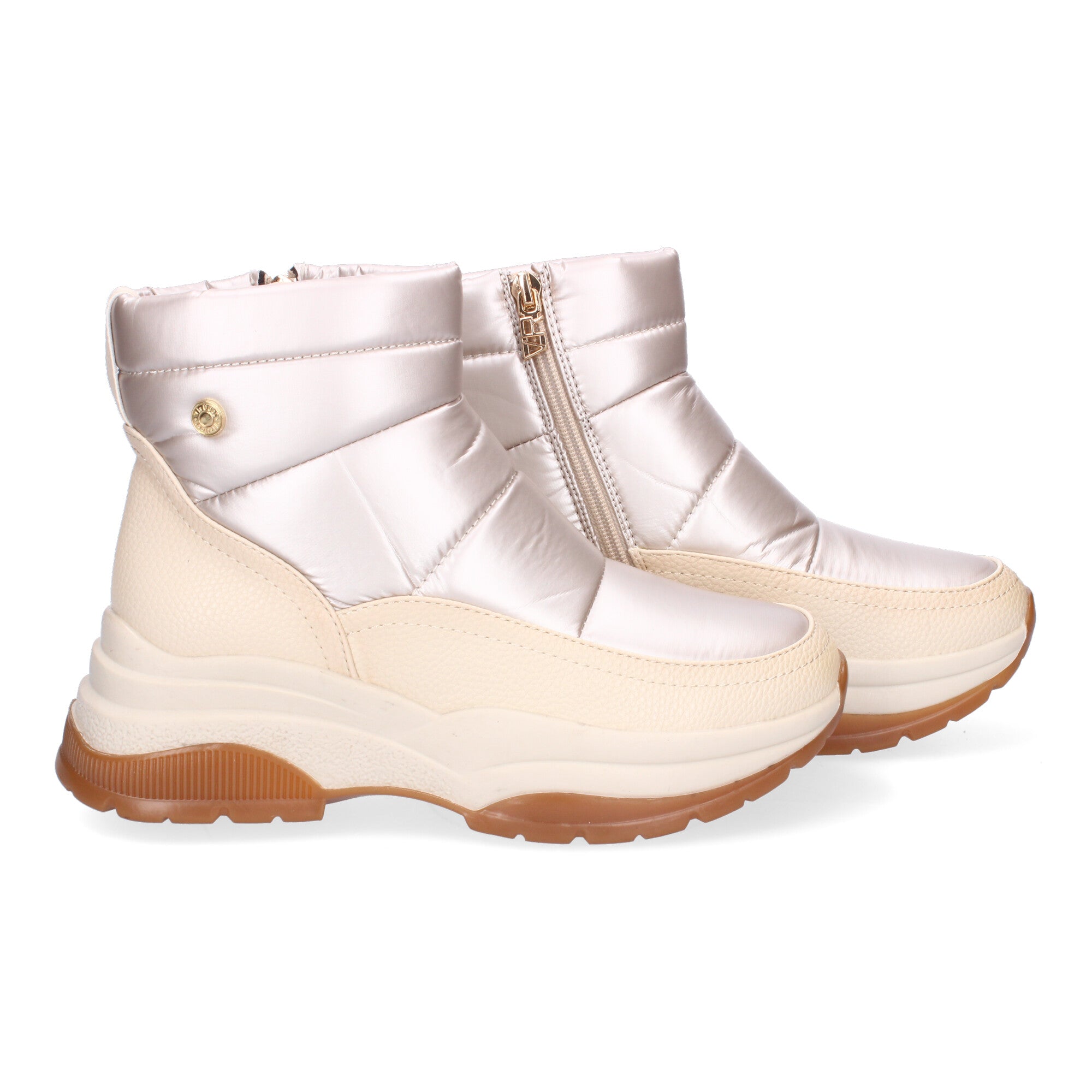 Botines beige con acolchado