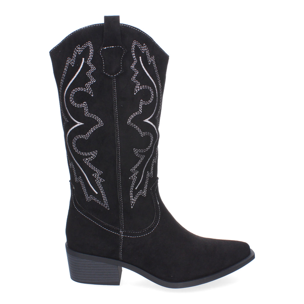 Botin estilo campero negro con bordado