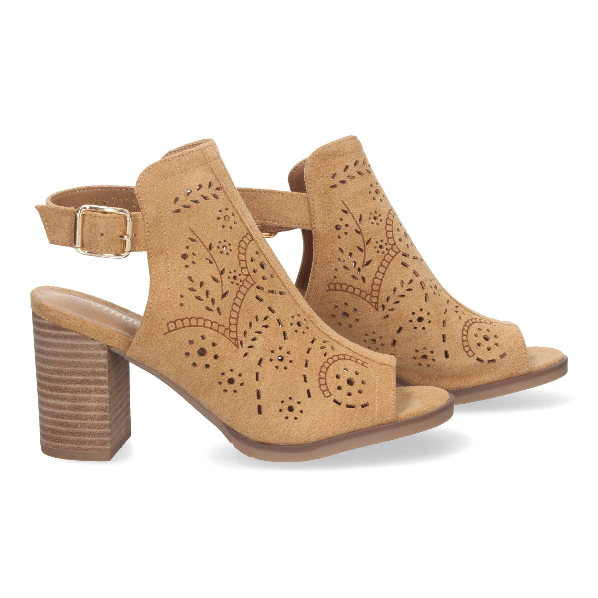 Botin tacón con calados