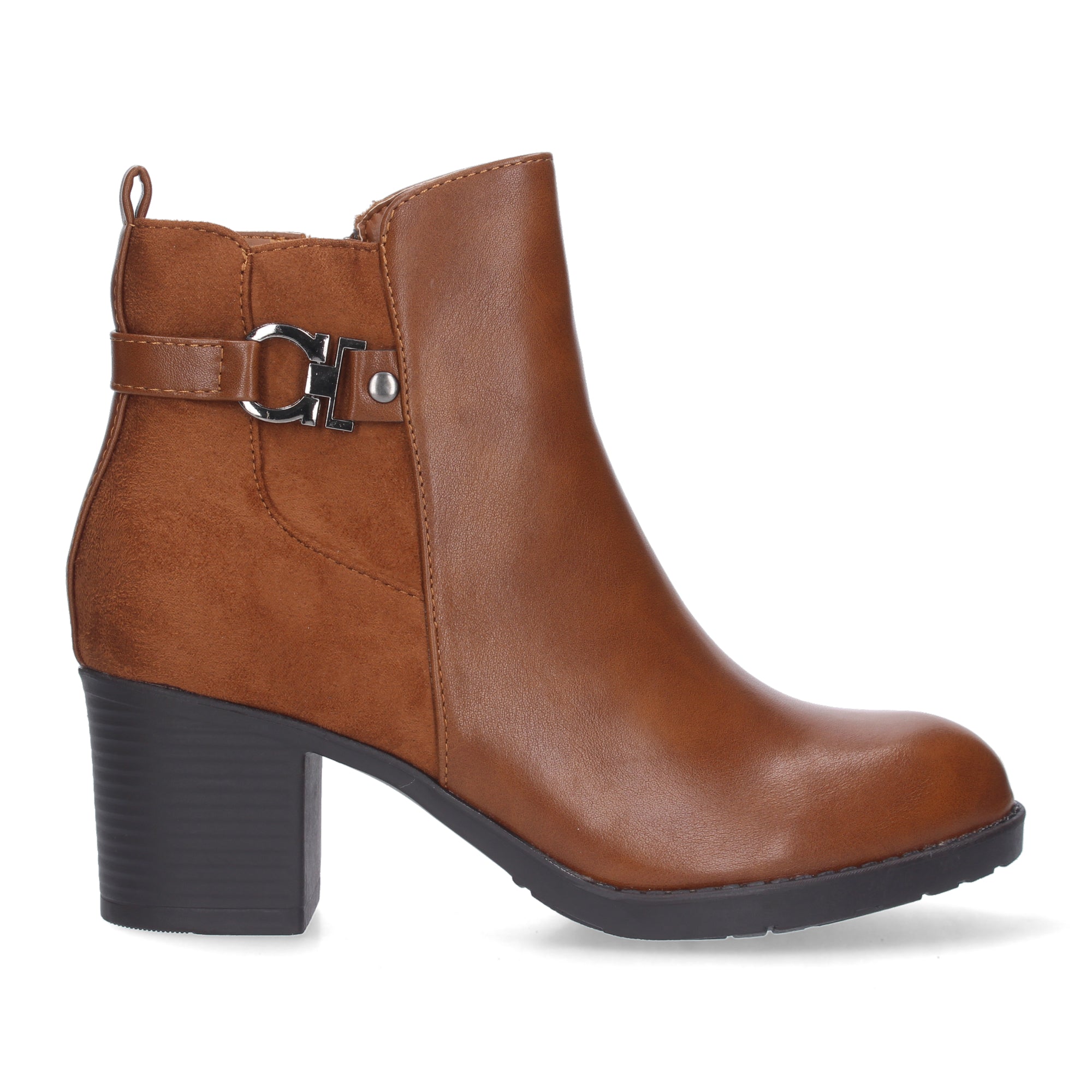 Botin camel con detalle hebilla