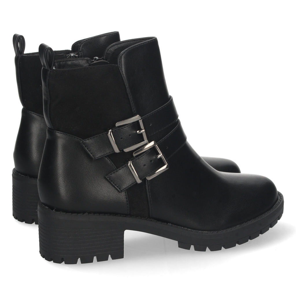 Botin negro con detalle hebilla