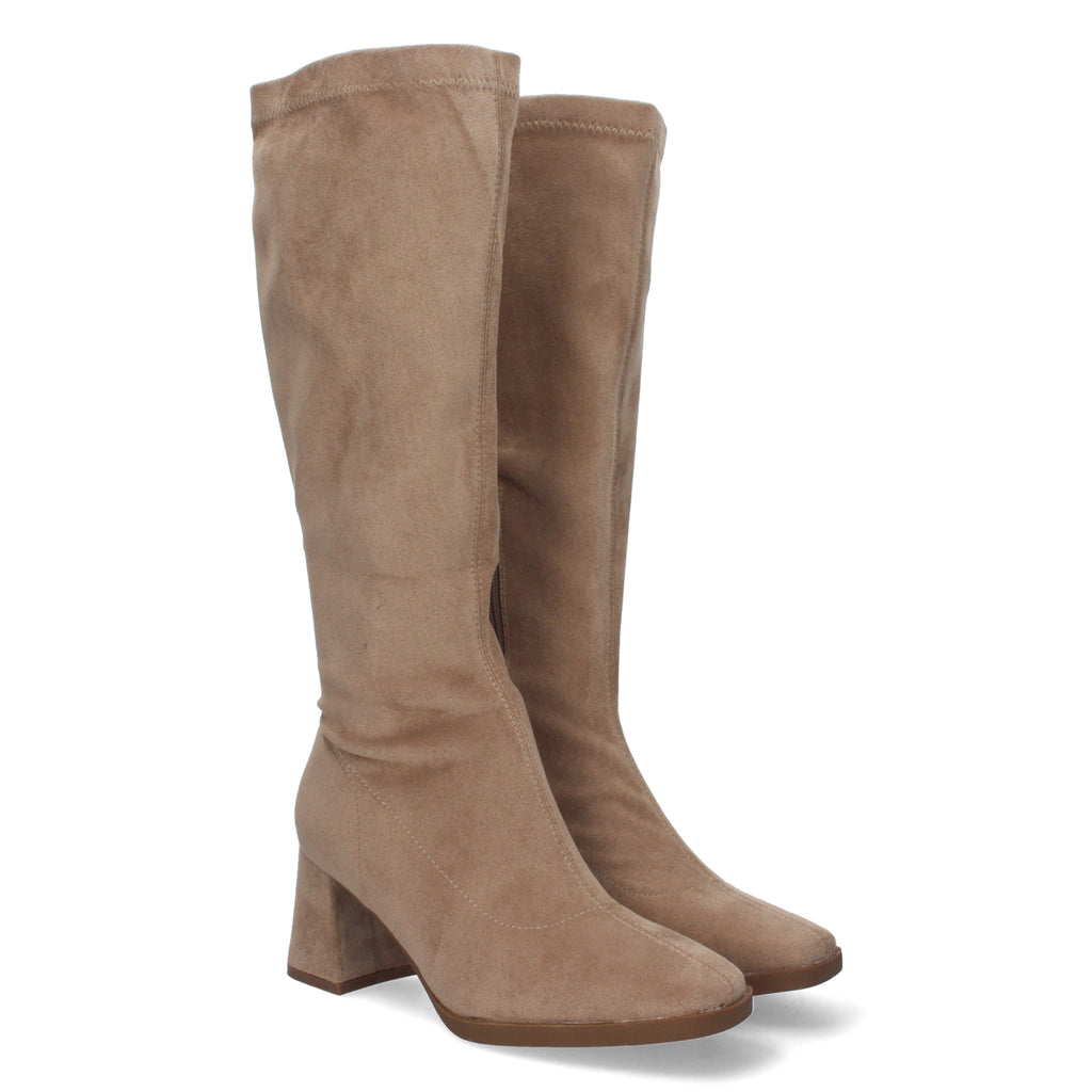 Bota Campera Lisa de Mujer con Caña Arrugada y Punta Fina