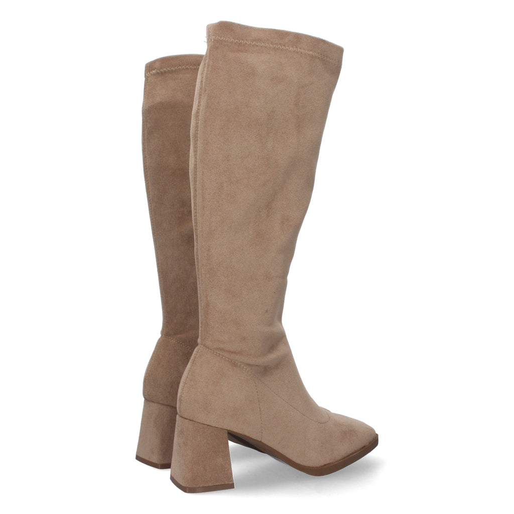 Bota Campera Lisa de Mujer con Caña Arrugada y Punta Fina