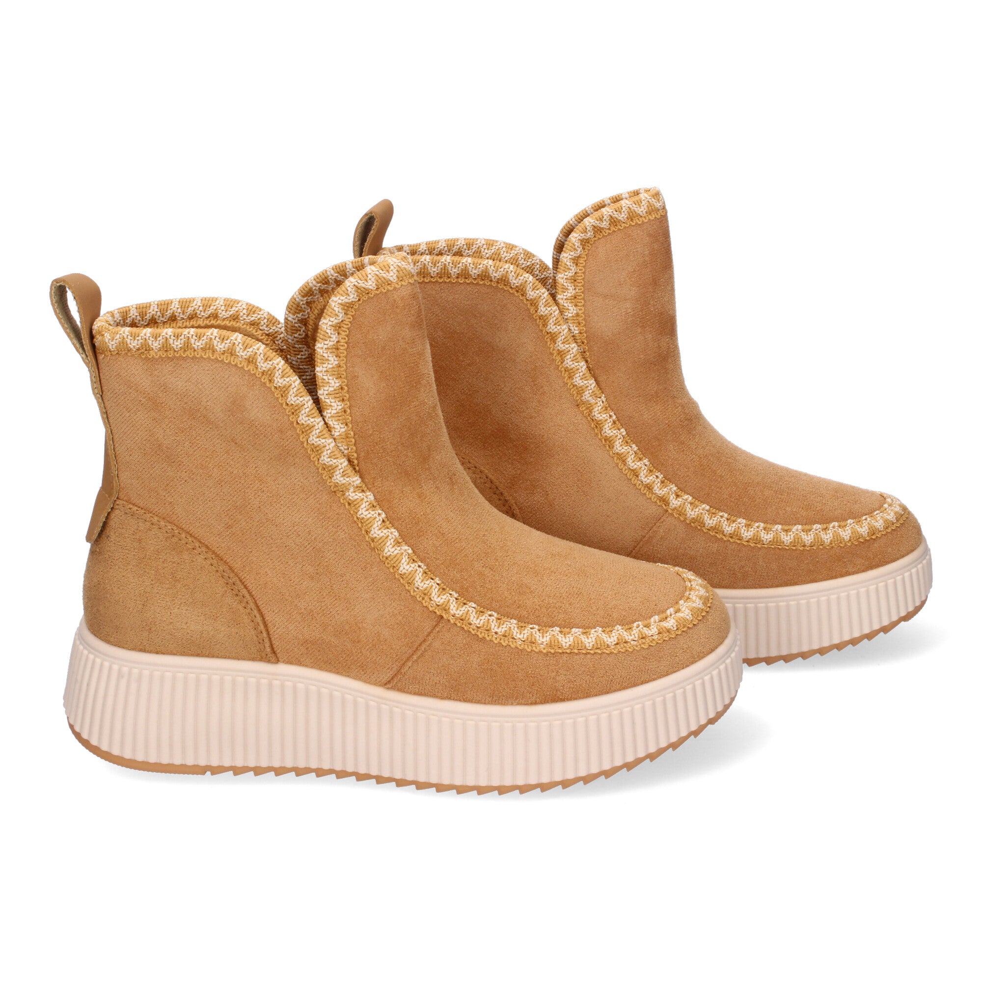 Botines camel con detalle trenzado