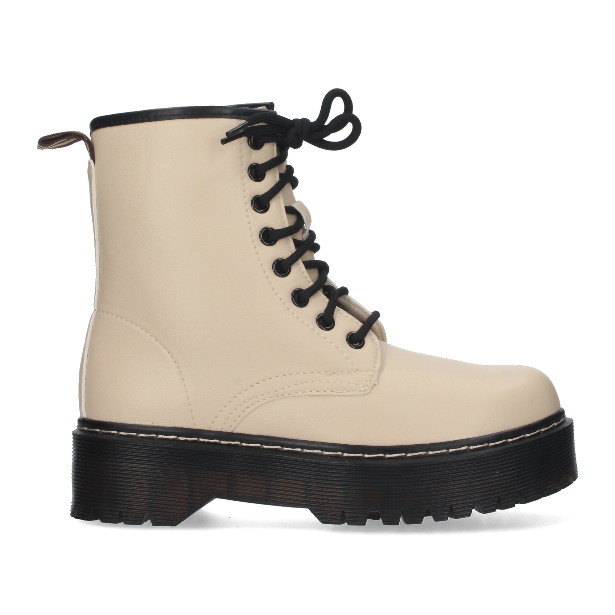 Botin beige estilo acordonado