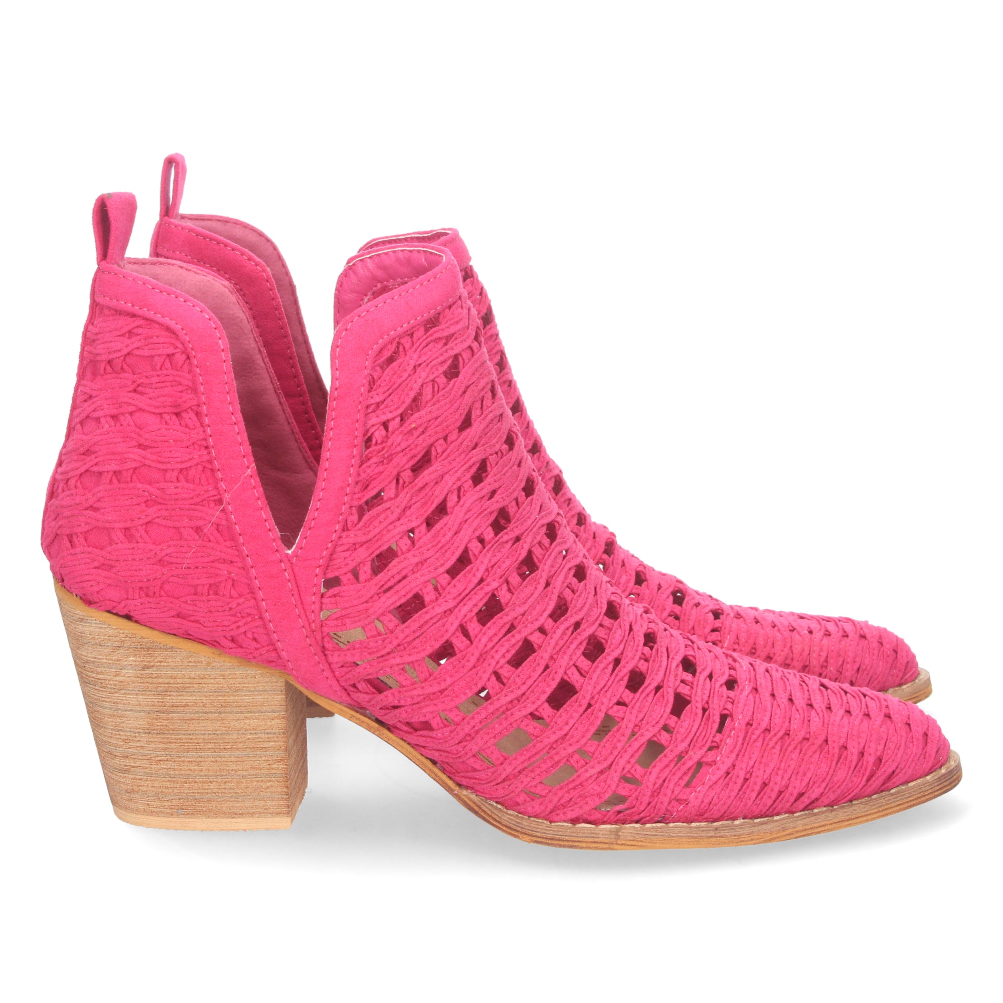 Botines fucsia con tiras trenzadas