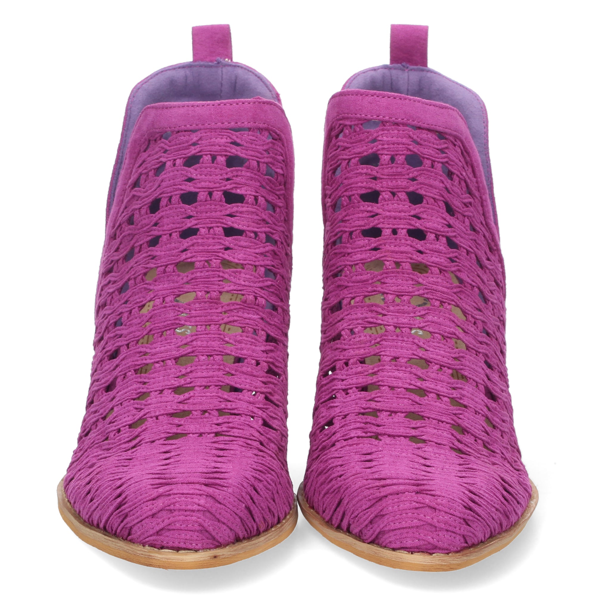 Botines lila con tiras trenzadas