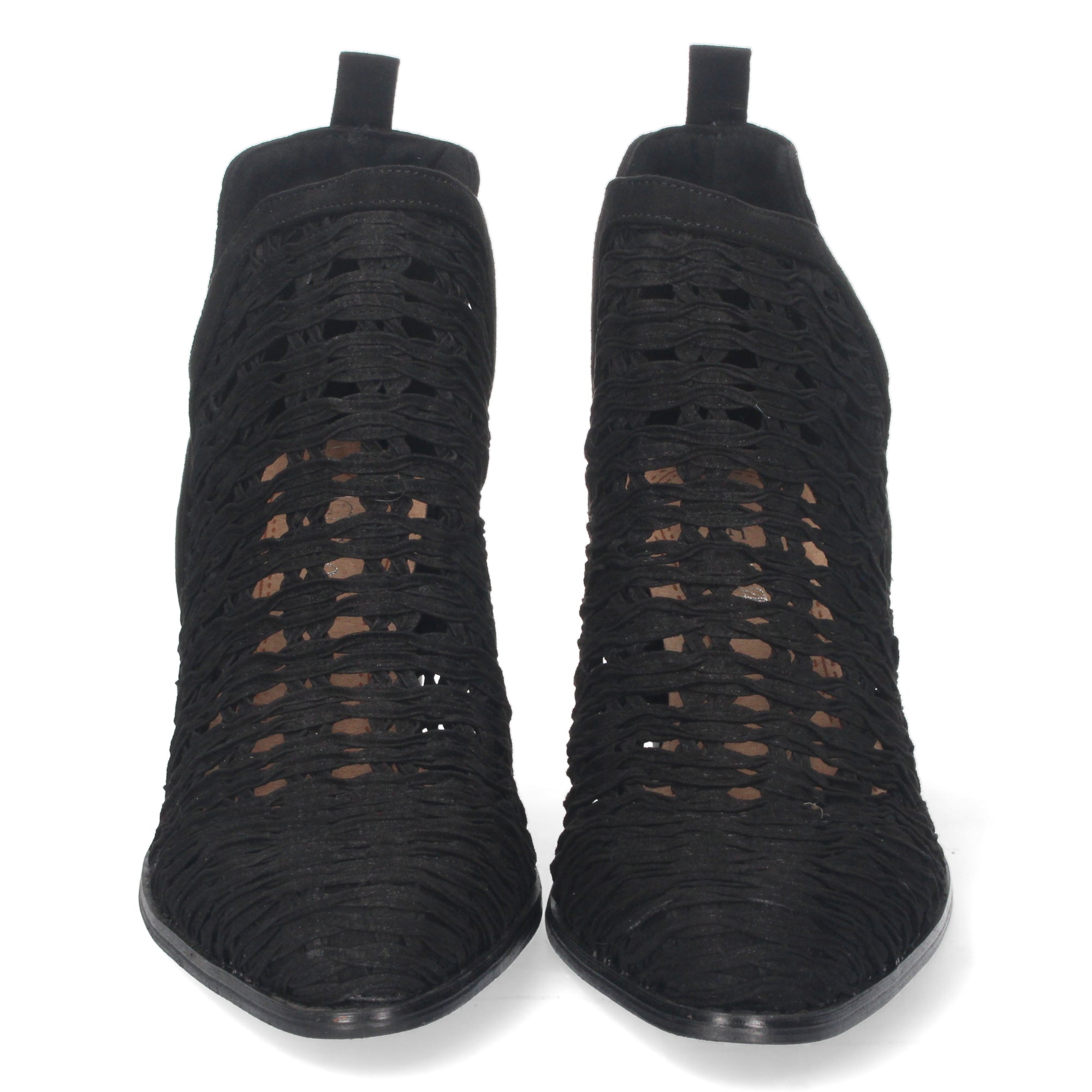 Botin negro con tiras trenzadas